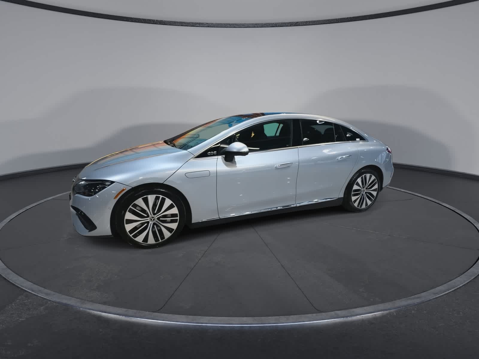 Thumbnail: 2023 Mercedes-Benz EQE - 6