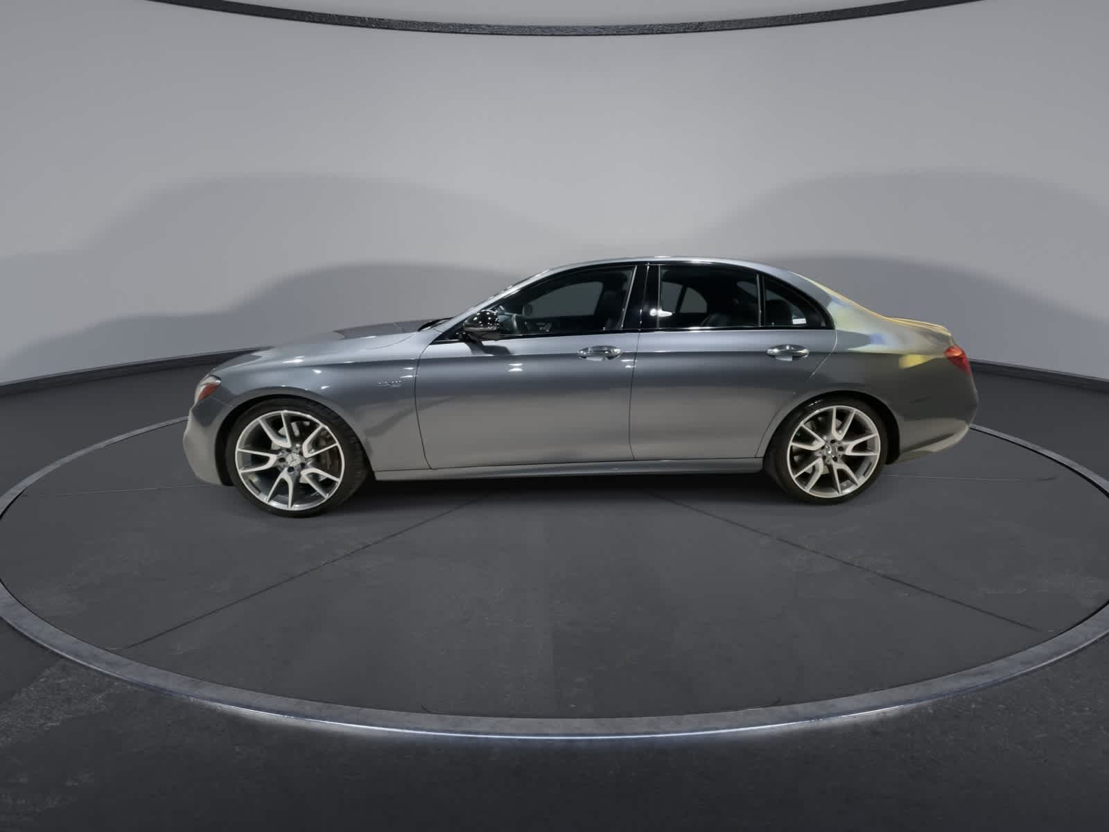 Thumbnail: 2018 Mercedes-Benz E-Class - 7