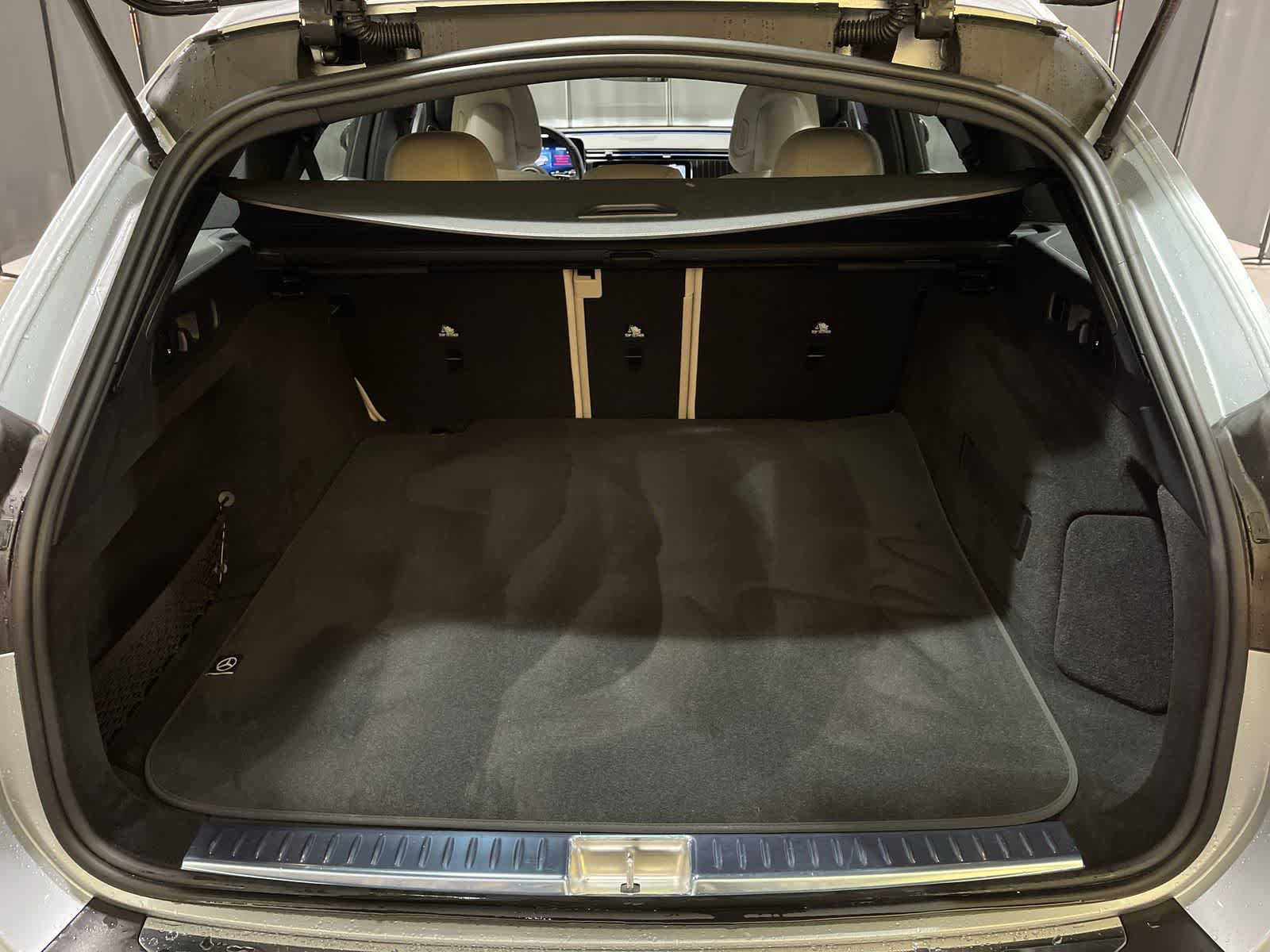 Thumbnail: 2025 Mercedes-Benz E-Class - 31