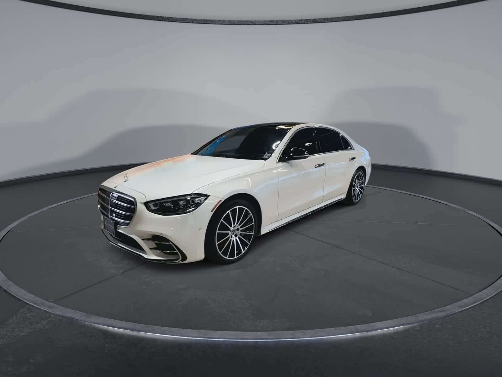 Thumbnail: 2023 Mercedes-Benz S-Class - 5