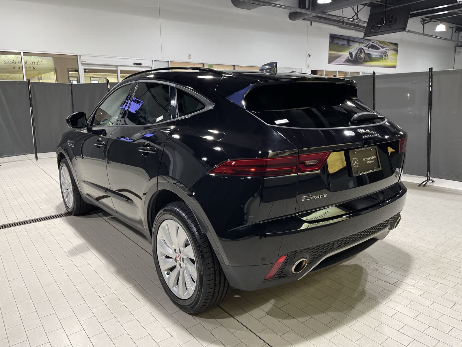 Thumbnail: 2020 Jaguar E-Pace - 16