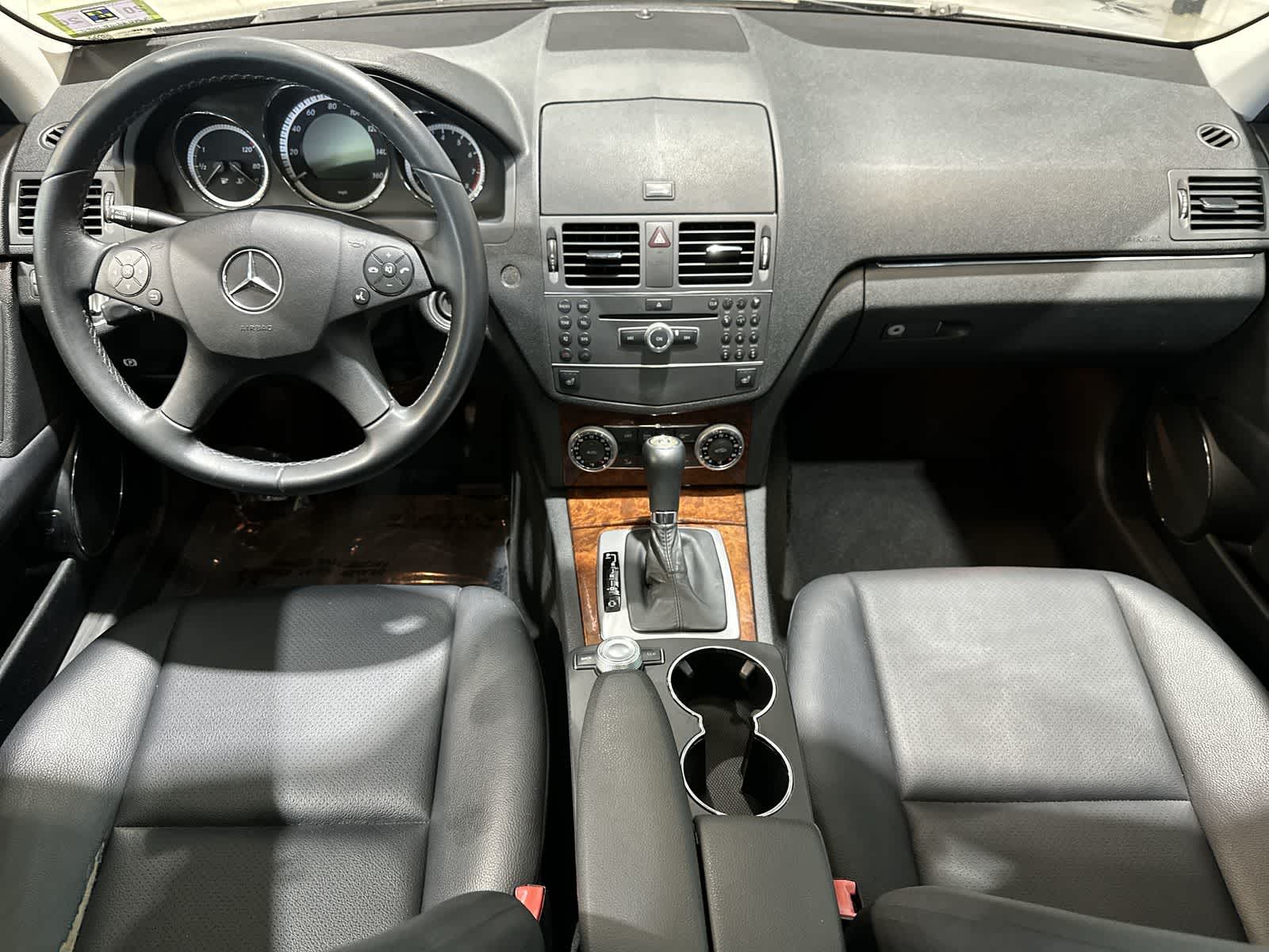 Thumbnail: 2011 Mercedes-Benz C-Class - 22