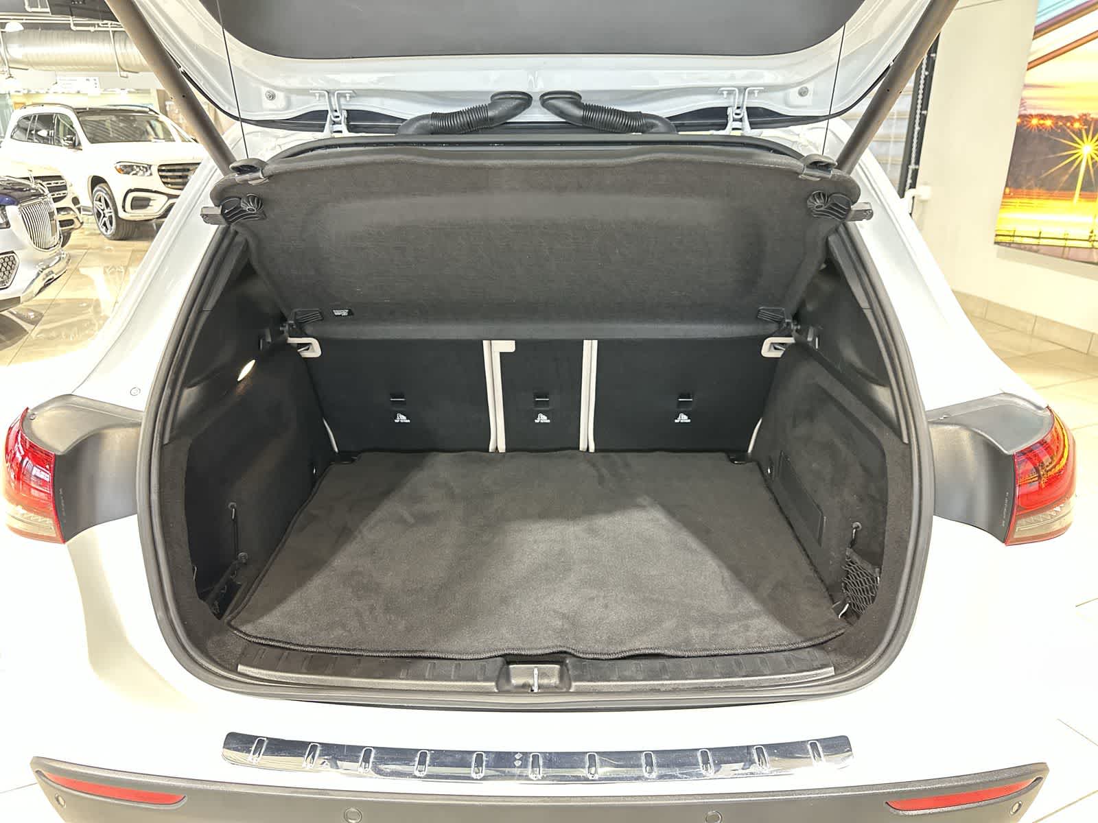 Thumbnail: 2022 Mercedes-Benz GLA - 31