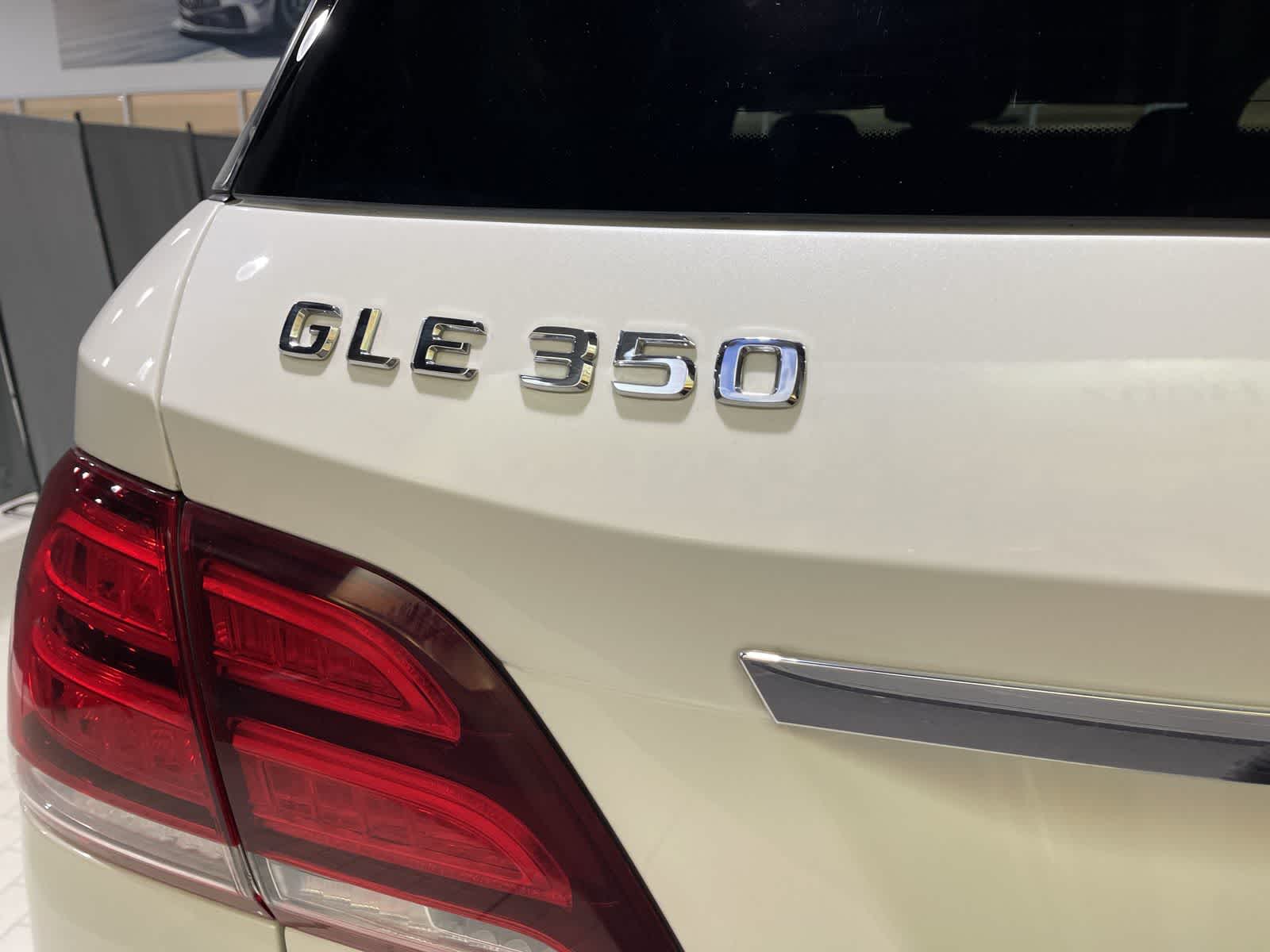 Thumbnail: 2016 Mercedes-Benz GLE - 19