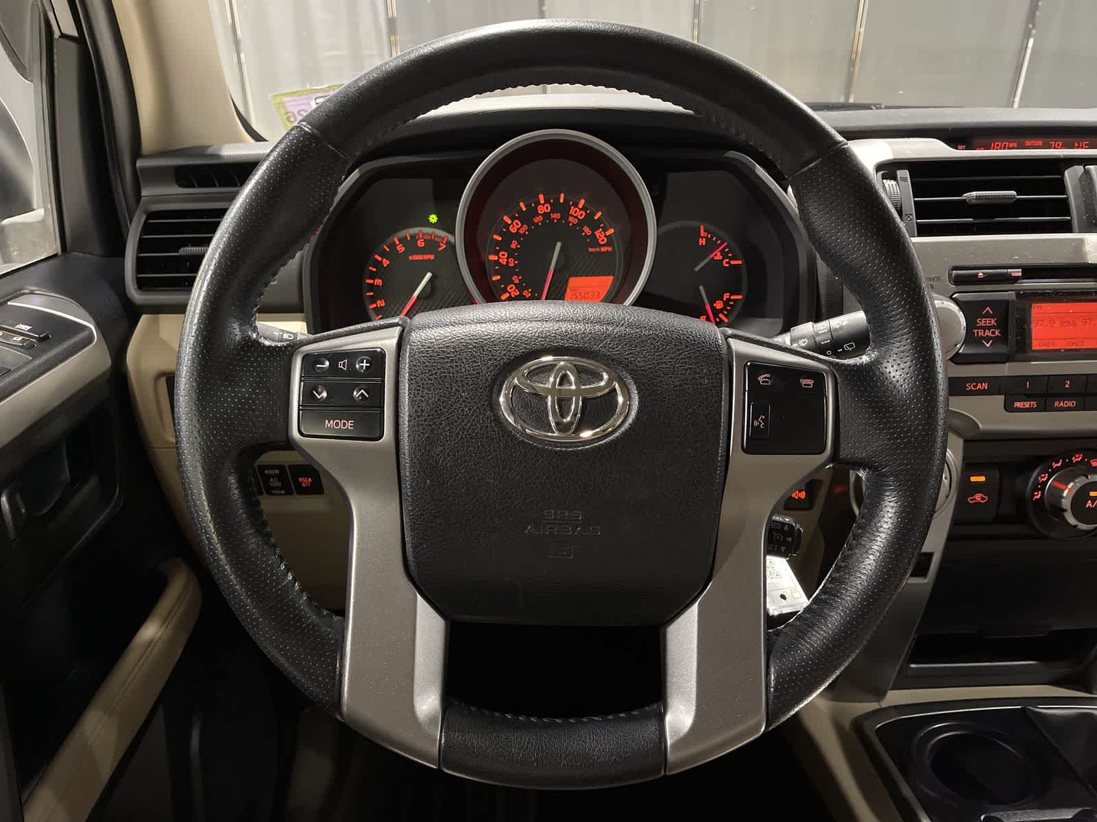 Thumbnail: 2011 Toyota 4Runner - 27