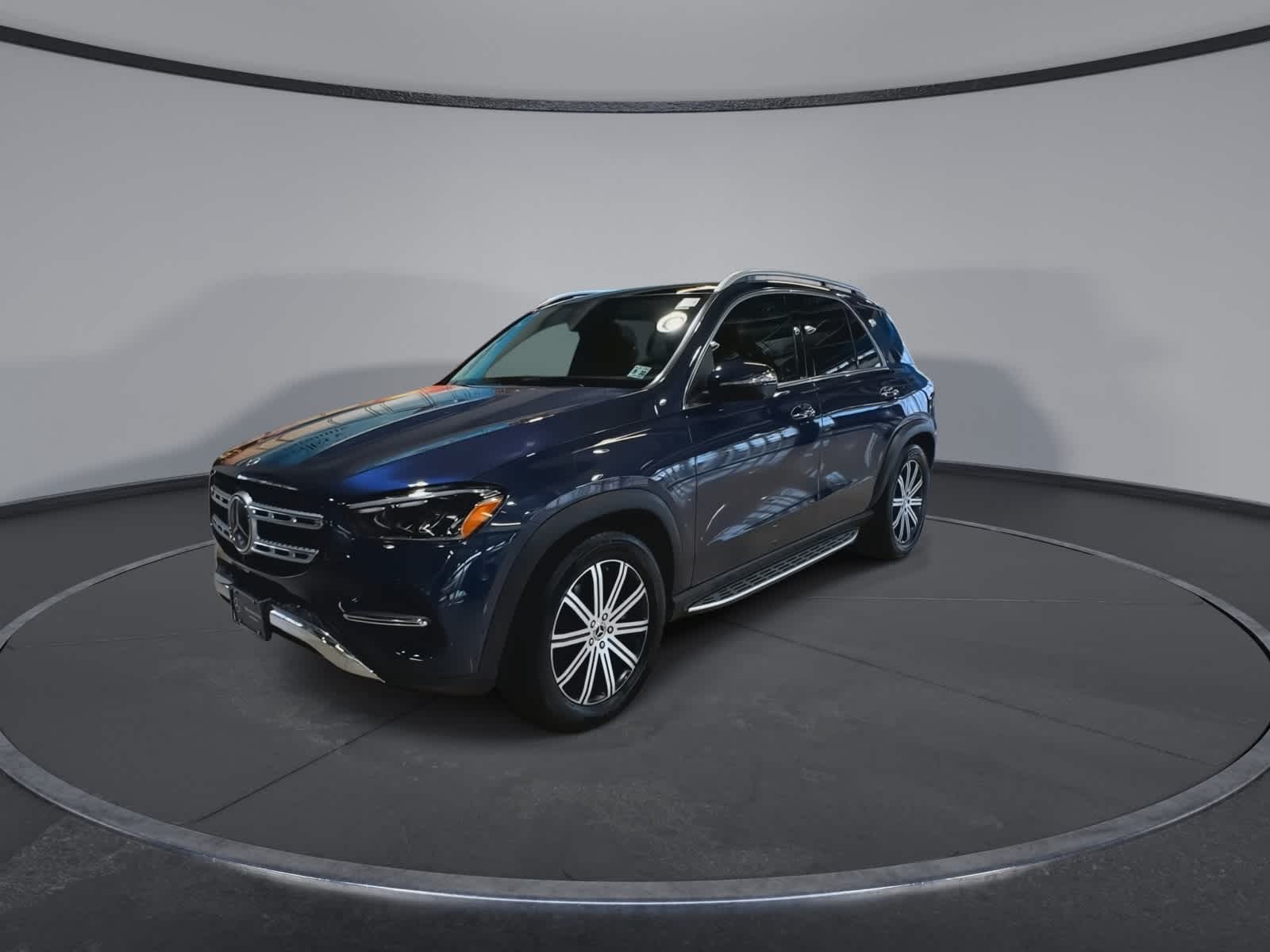 Thumbnail: 2026 Mercedes-Benz GLE - 5