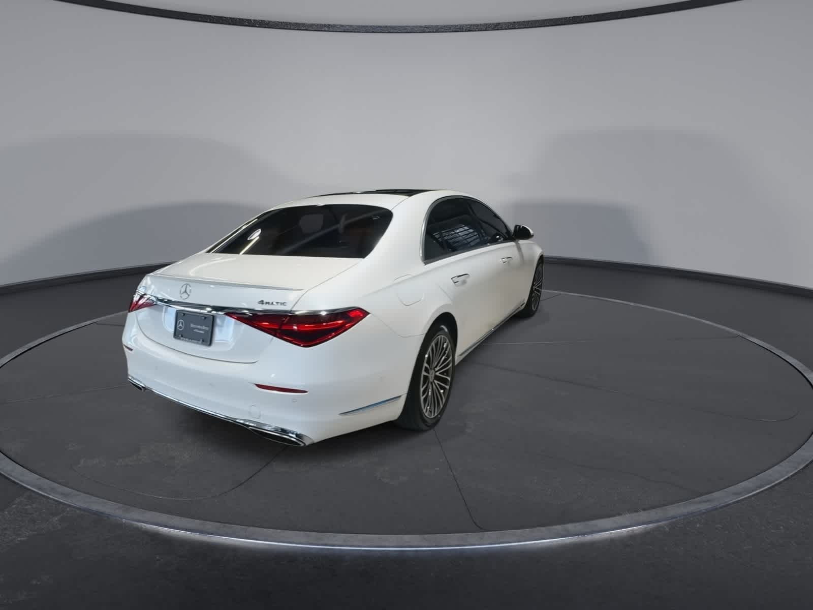 Thumbnail: 2021 Mercedes-Benz S-Class - 11