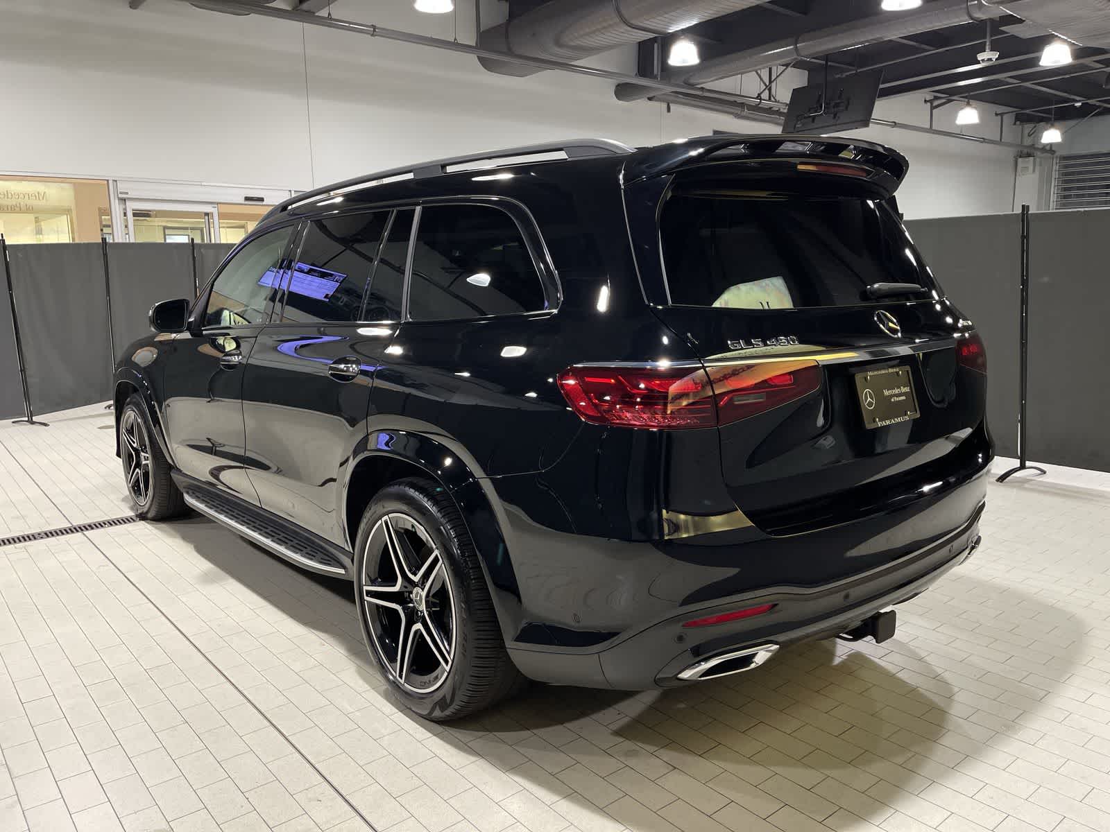 Thumbnail: 2025 Mercedes-Benz GLS - 16