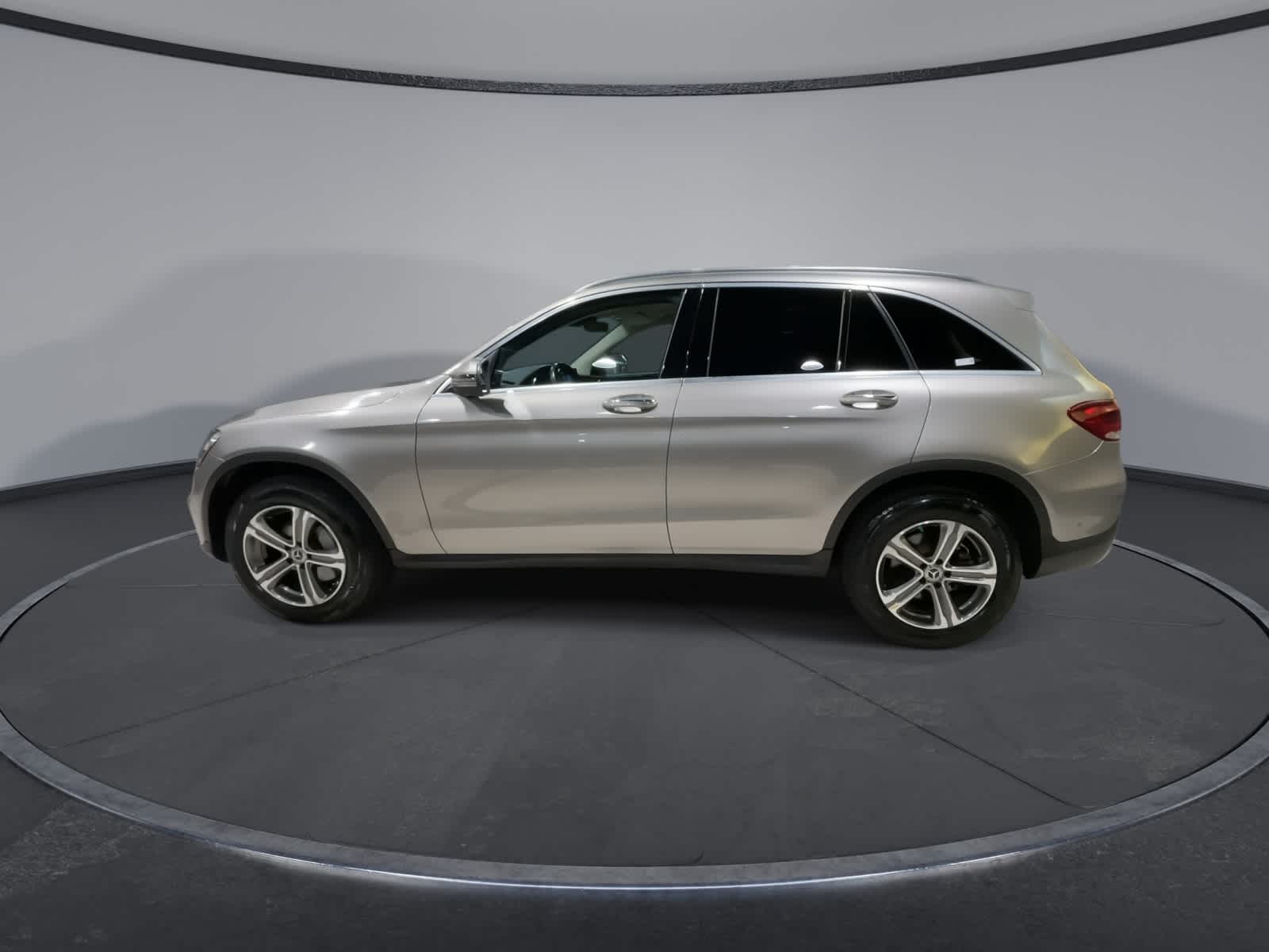 Thumbnail: 2022 Mercedes-Benz GLC - 7