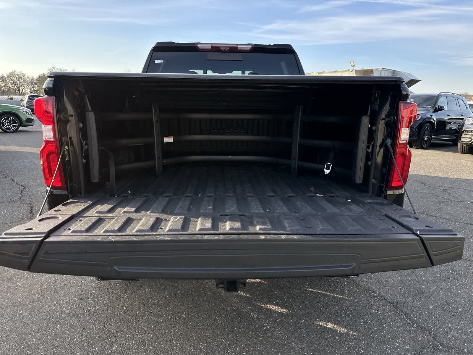 Thumbnail: 2021 Chevrolet Silverado 1500 - 31