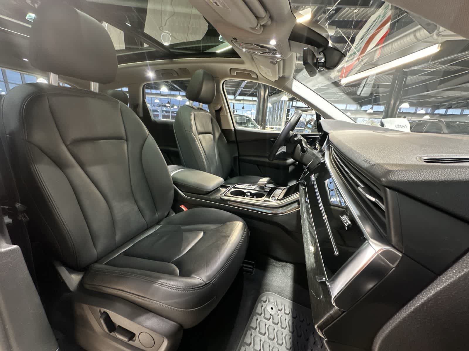 Thumbnail: 2022 Audi Q7 - 26