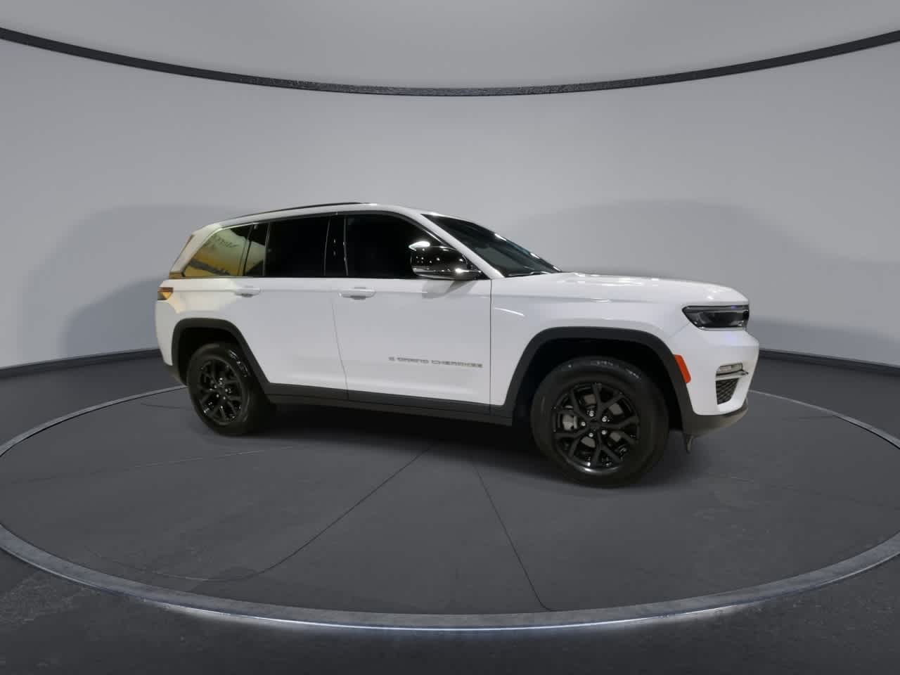 Thumbnail: 2024 Jeep Grand Cherokee - 2