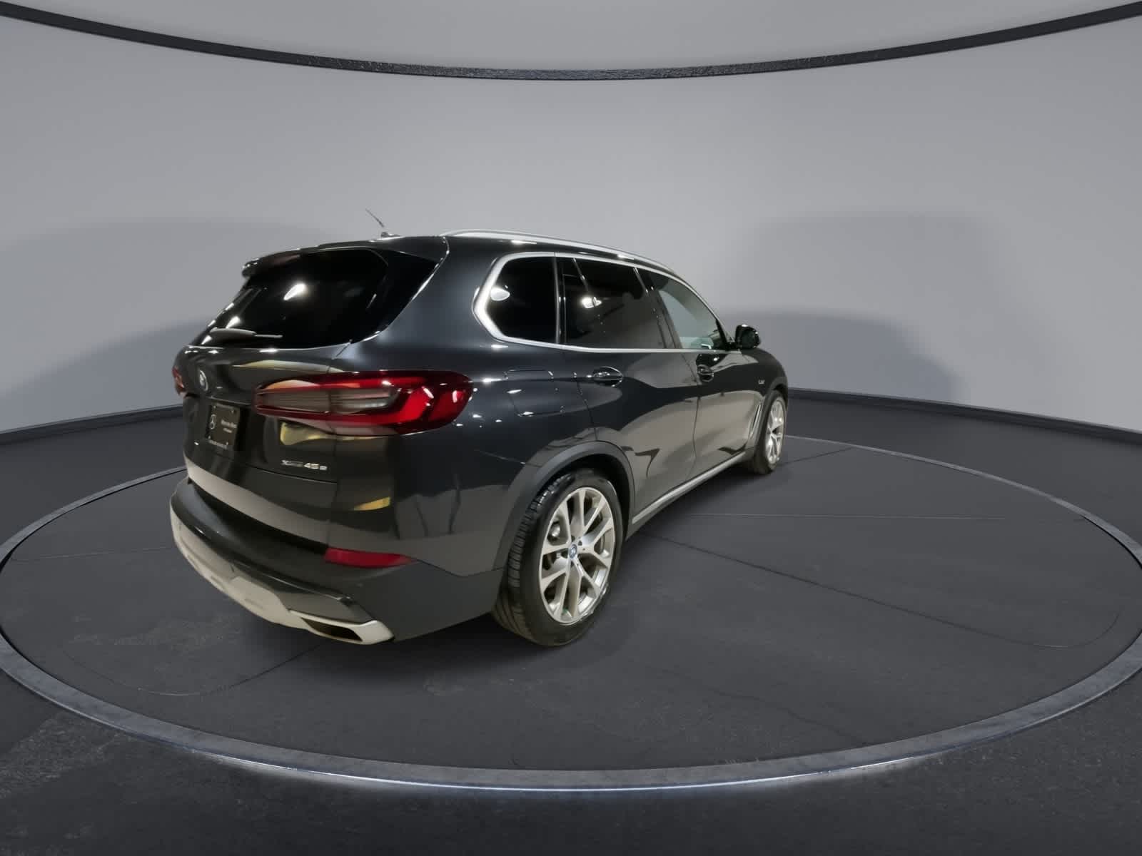 Thumbnail: 2022 BMW X5 - 11