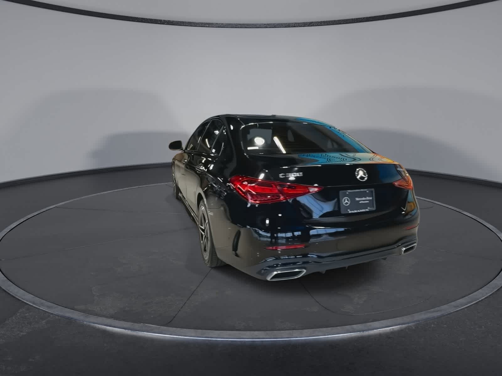 Thumbnail: 2024 Mercedes-Benz C-Class - 9