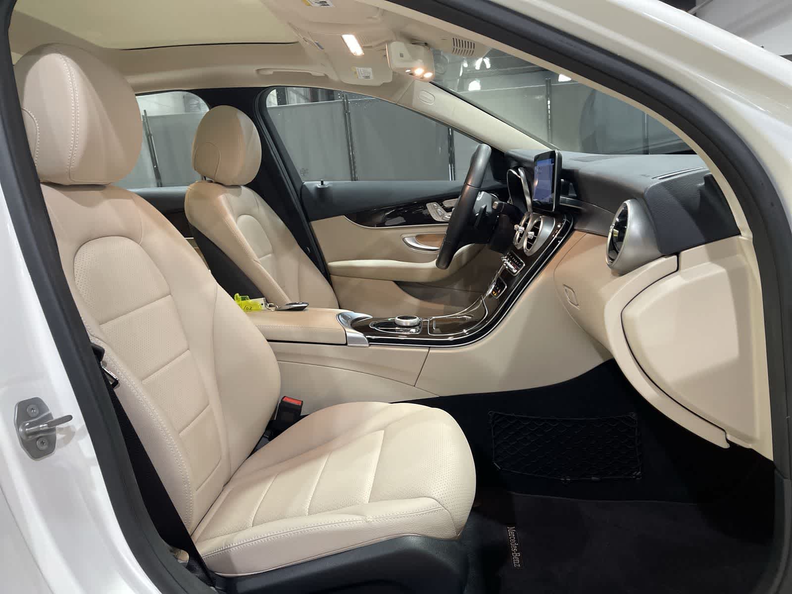 Thumbnail: 2020 Mercedes-Benz C-Class - 26