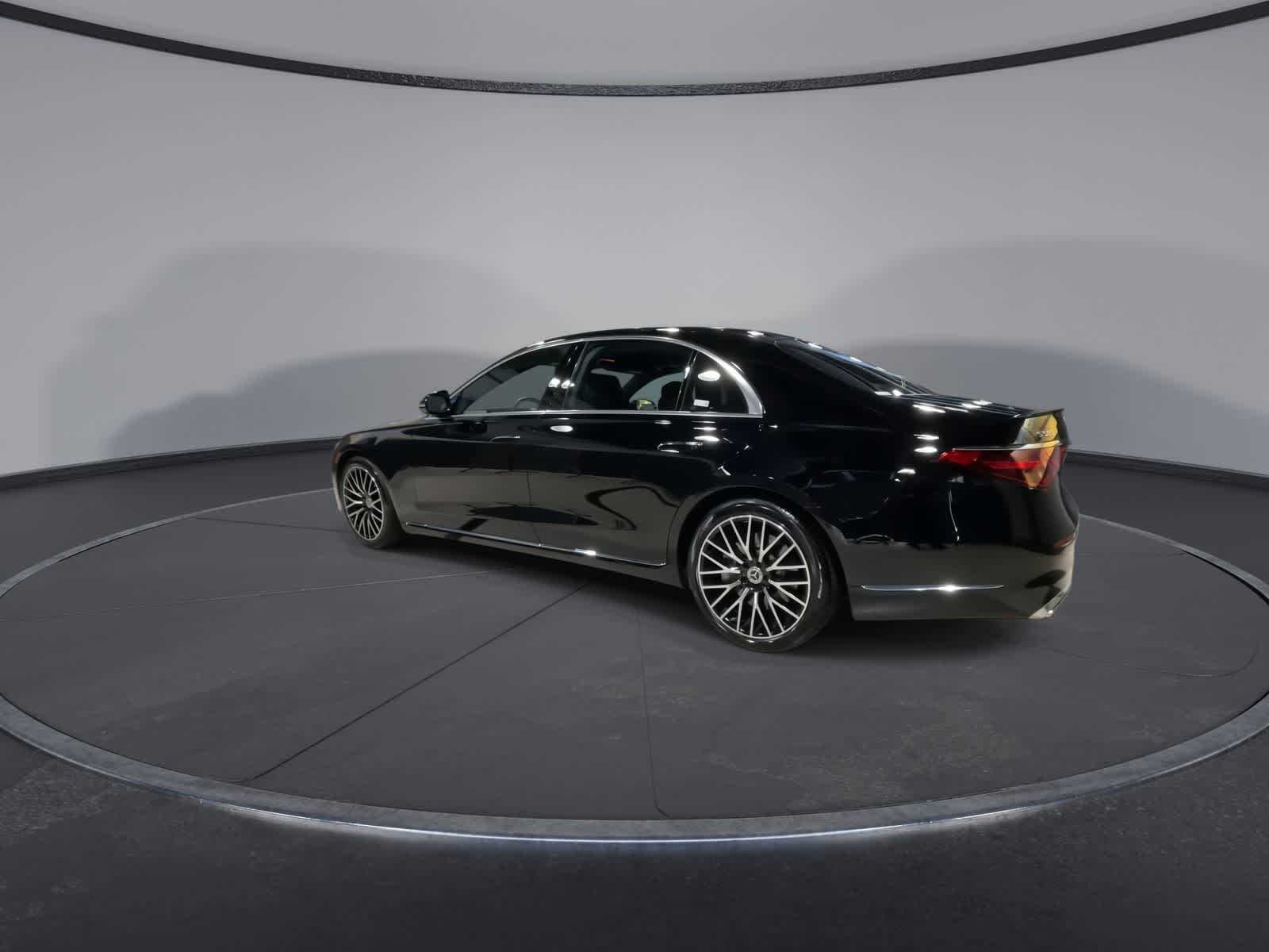 Thumbnail: 2025 Mercedes-Benz B-Class - 9