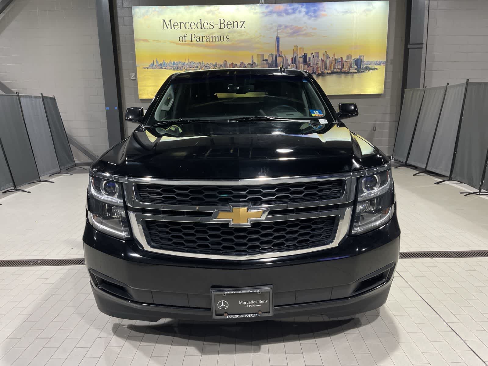 Thumbnail: 2016 Chevrolet Suburban - 18