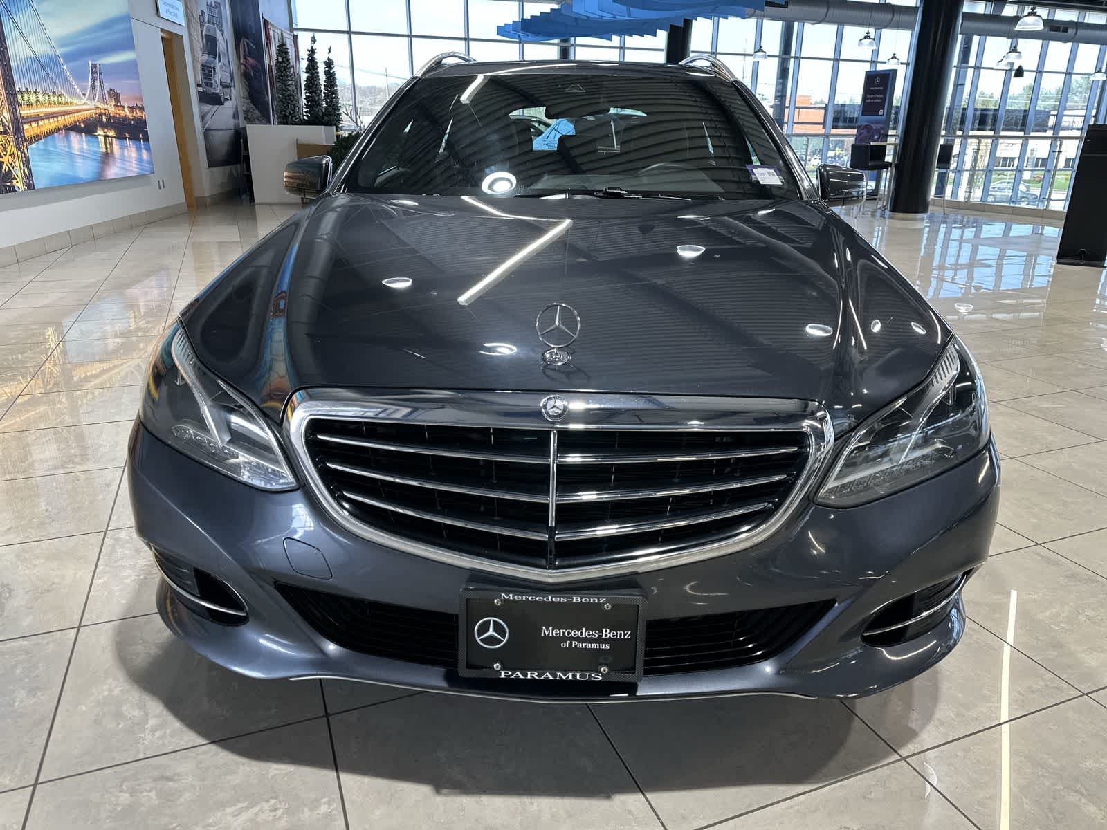 Thumbnail: 2015 Mercedes-Benz E-Class - 18