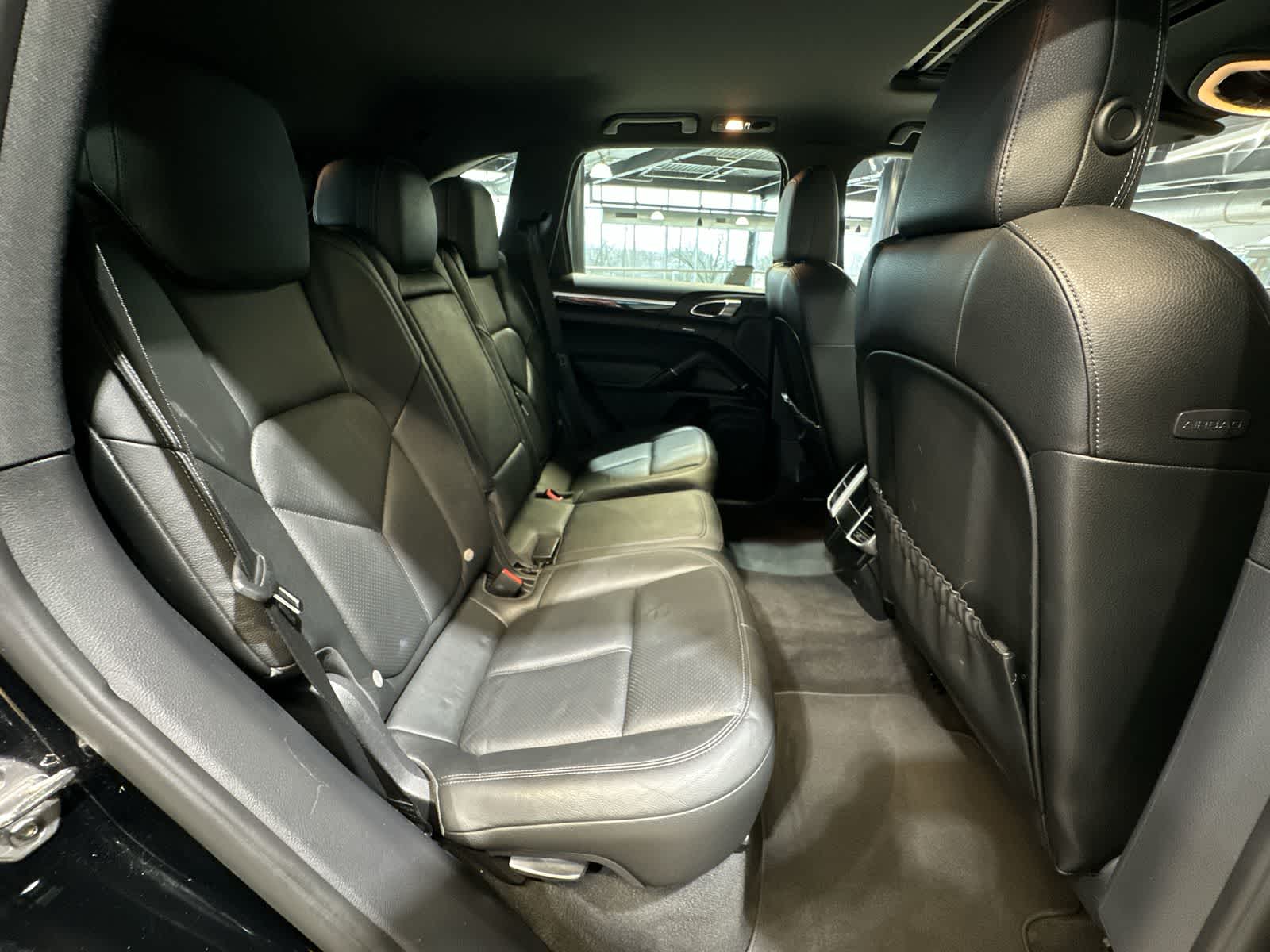 Thumbnail: 2014 Porsche Cayenne - 25