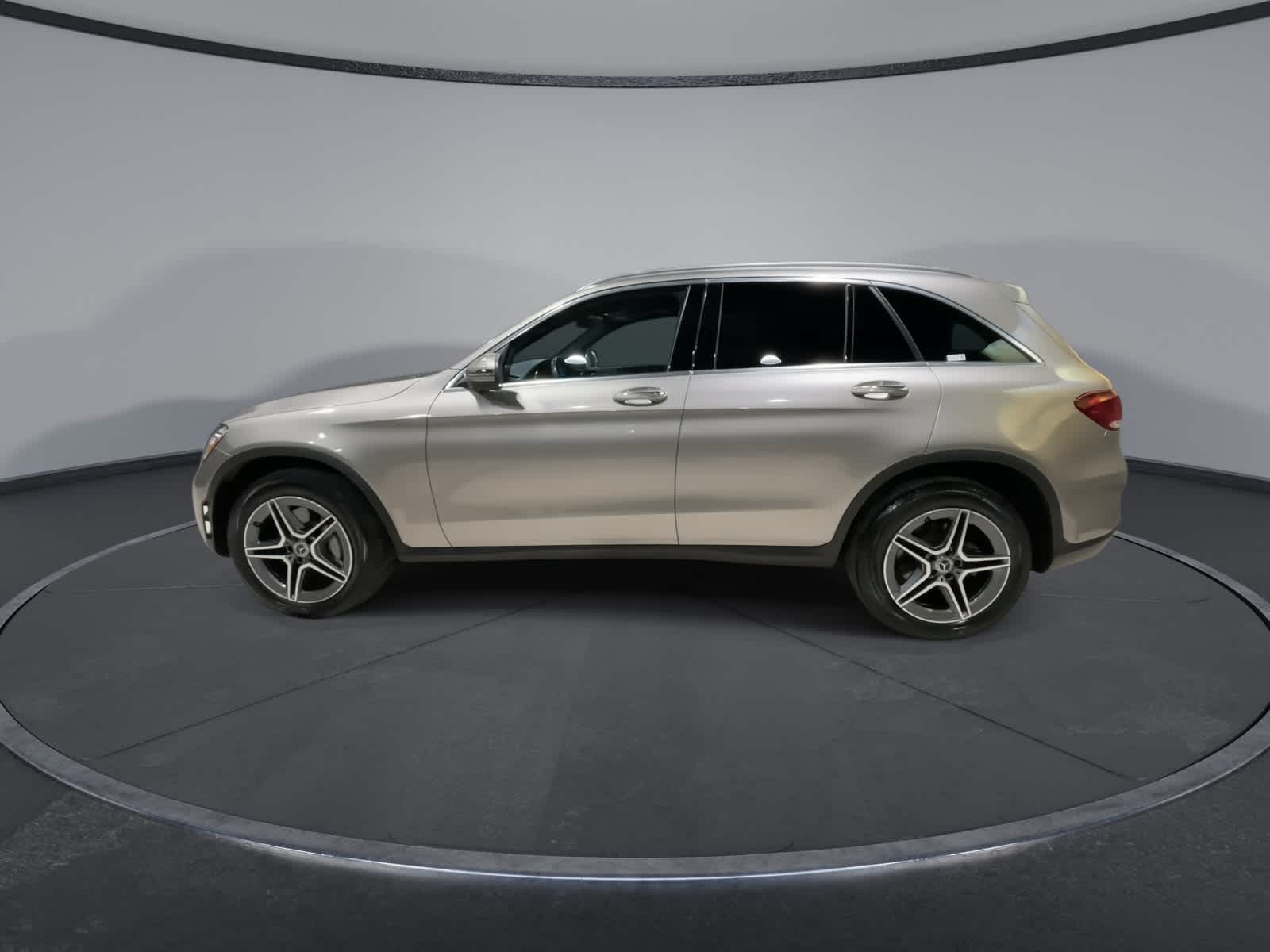 Thumbnail: 2022 Mercedes-Benz GLC - 7