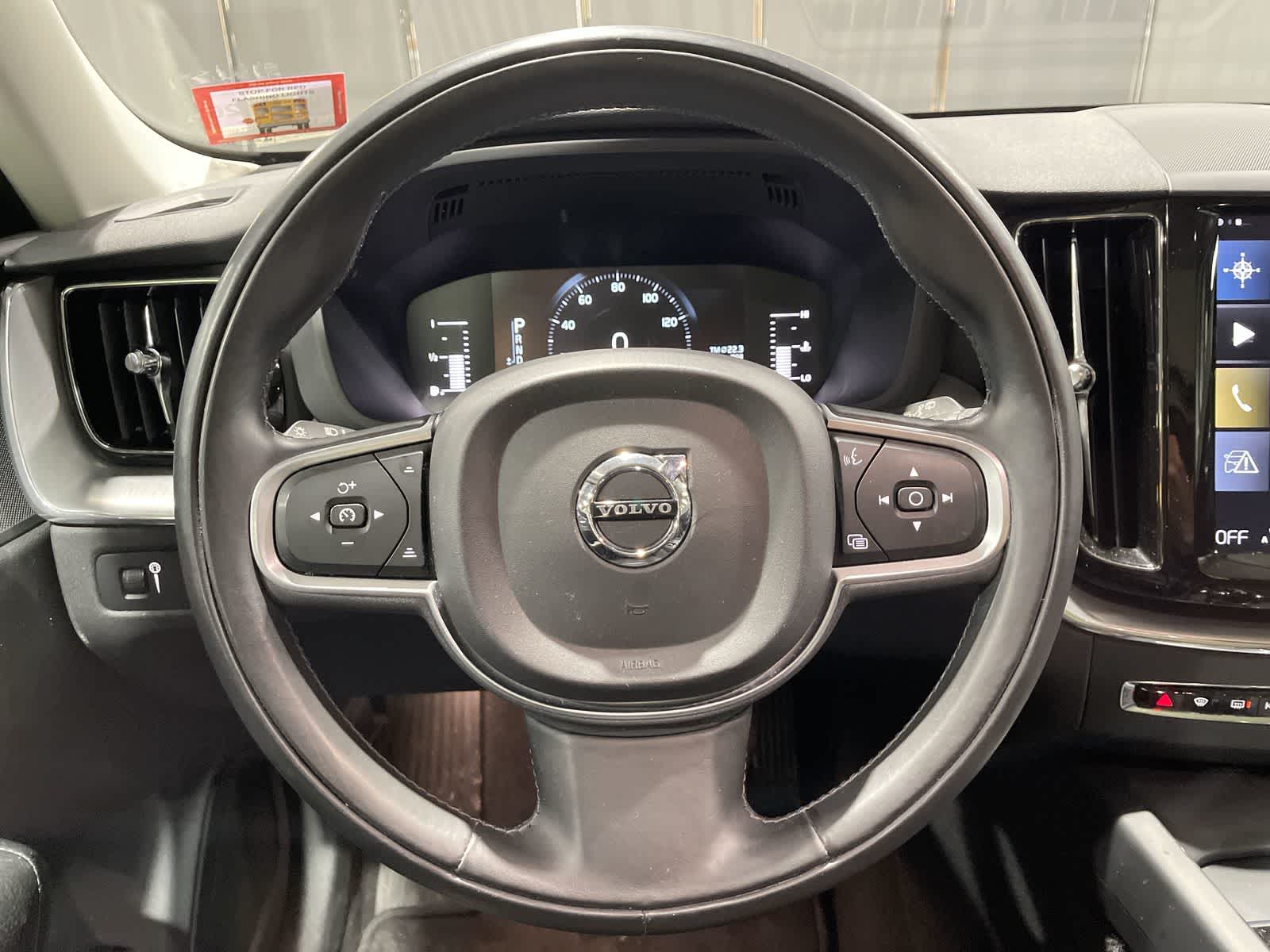 Thumbnail: 2019 Volvo XC60 - 27