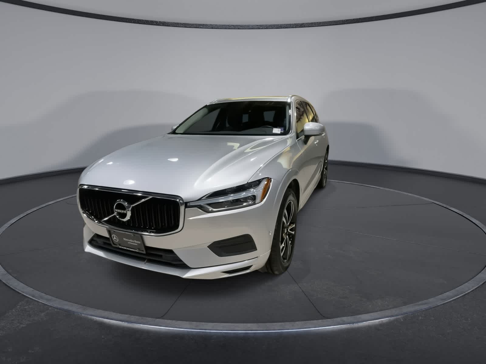 Thumbnail: 2019 Volvo XC60 - 5