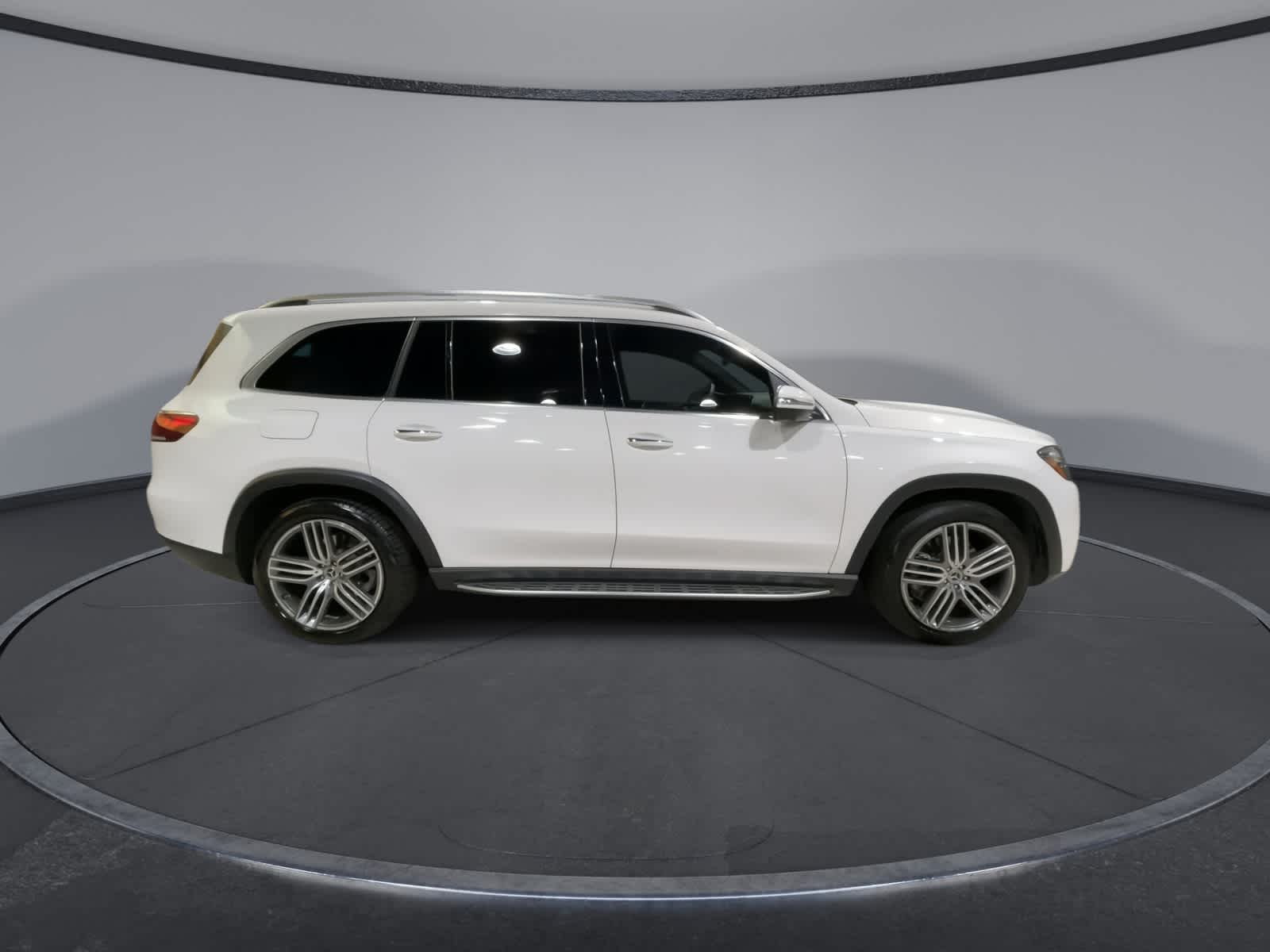 Thumbnail: 2023 Mercedes-Benz GLS - 13