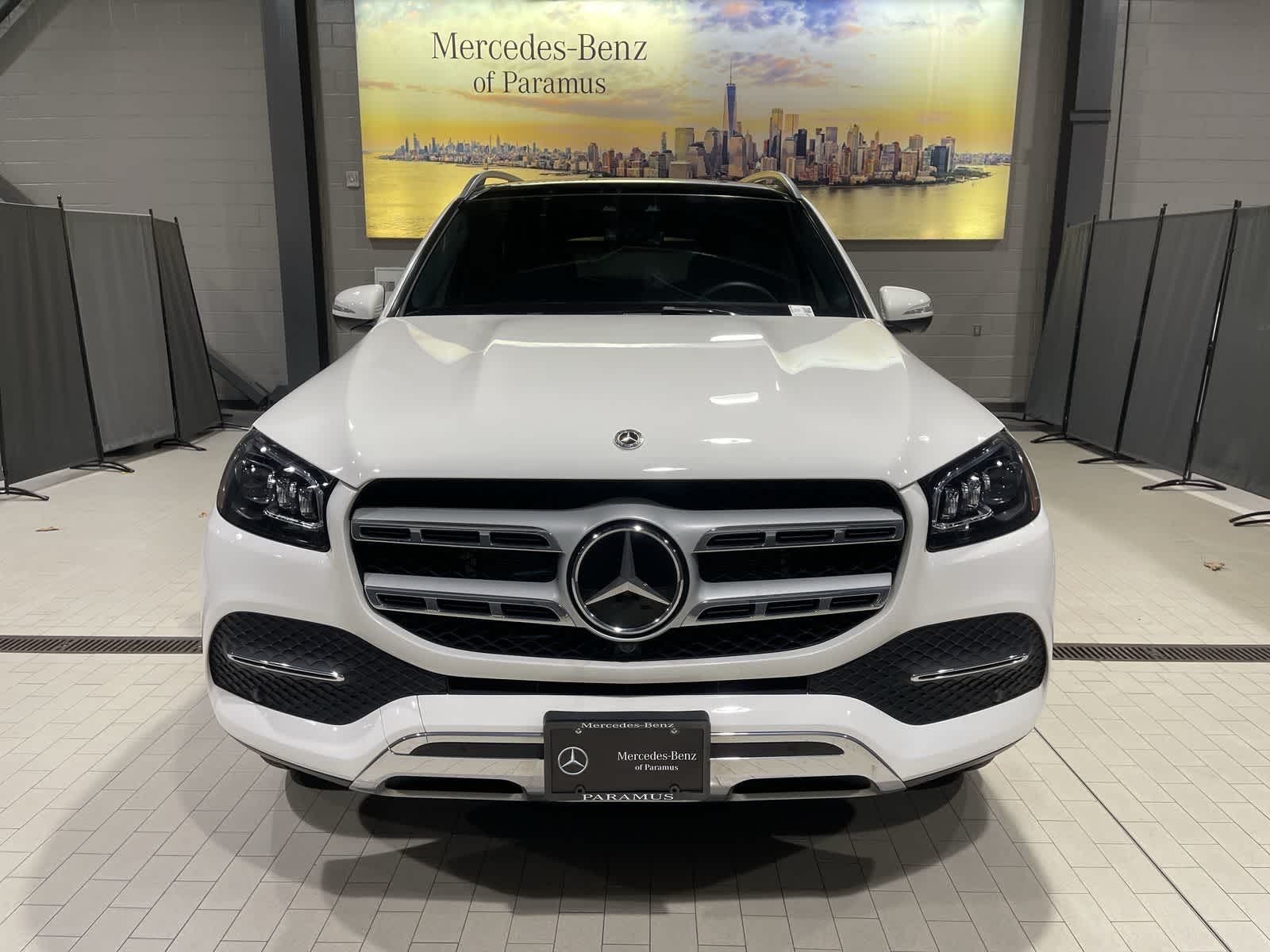 Thumbnail: 2023 Mercedes-Benz GLS - 18