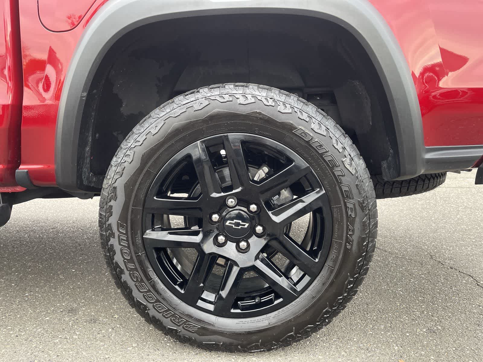 Thumbnail: 2023 Chevrolet Colorado - 20