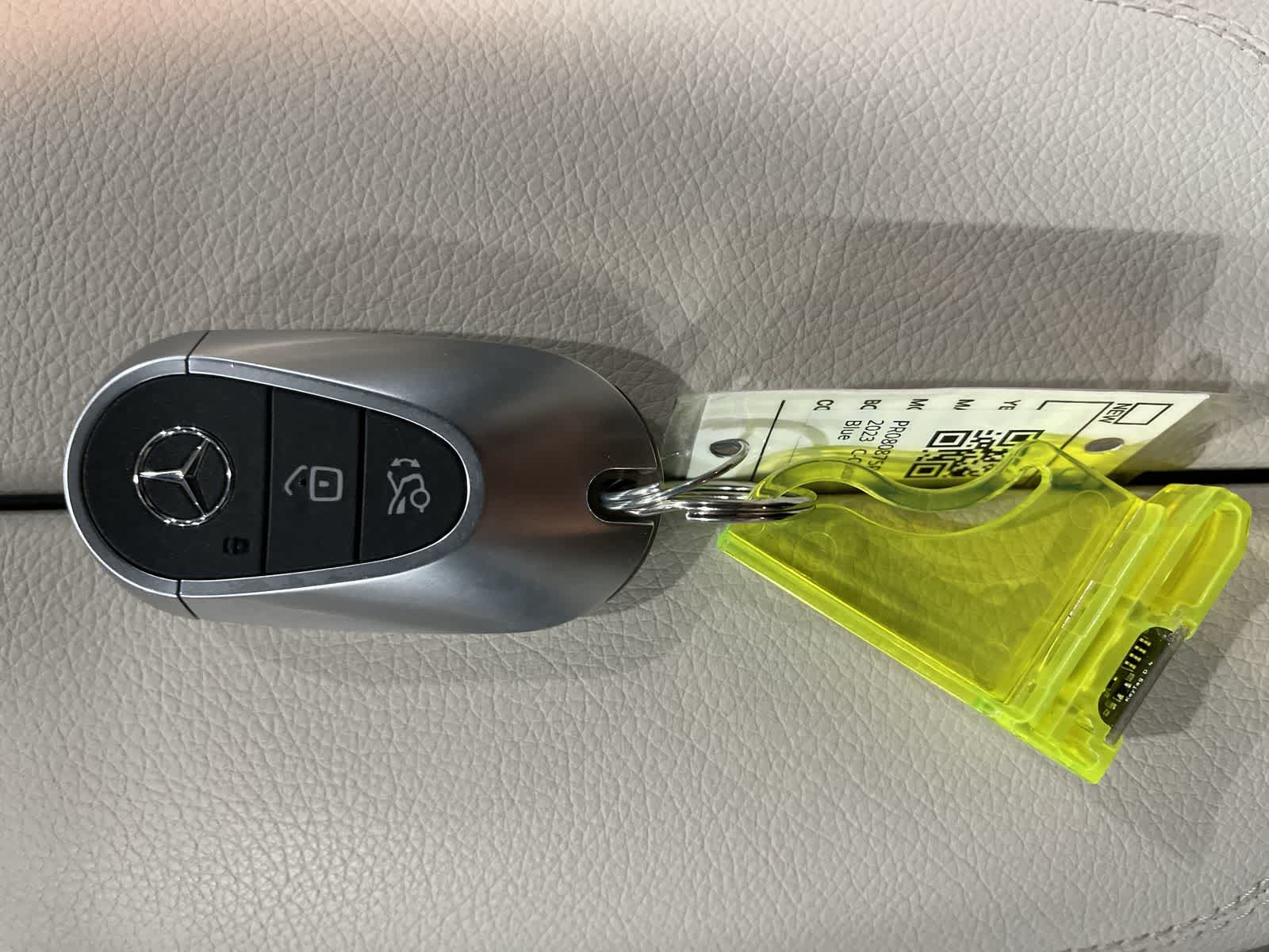 Thumbnail: 2023 Mercedes-Benz C-Class - 32