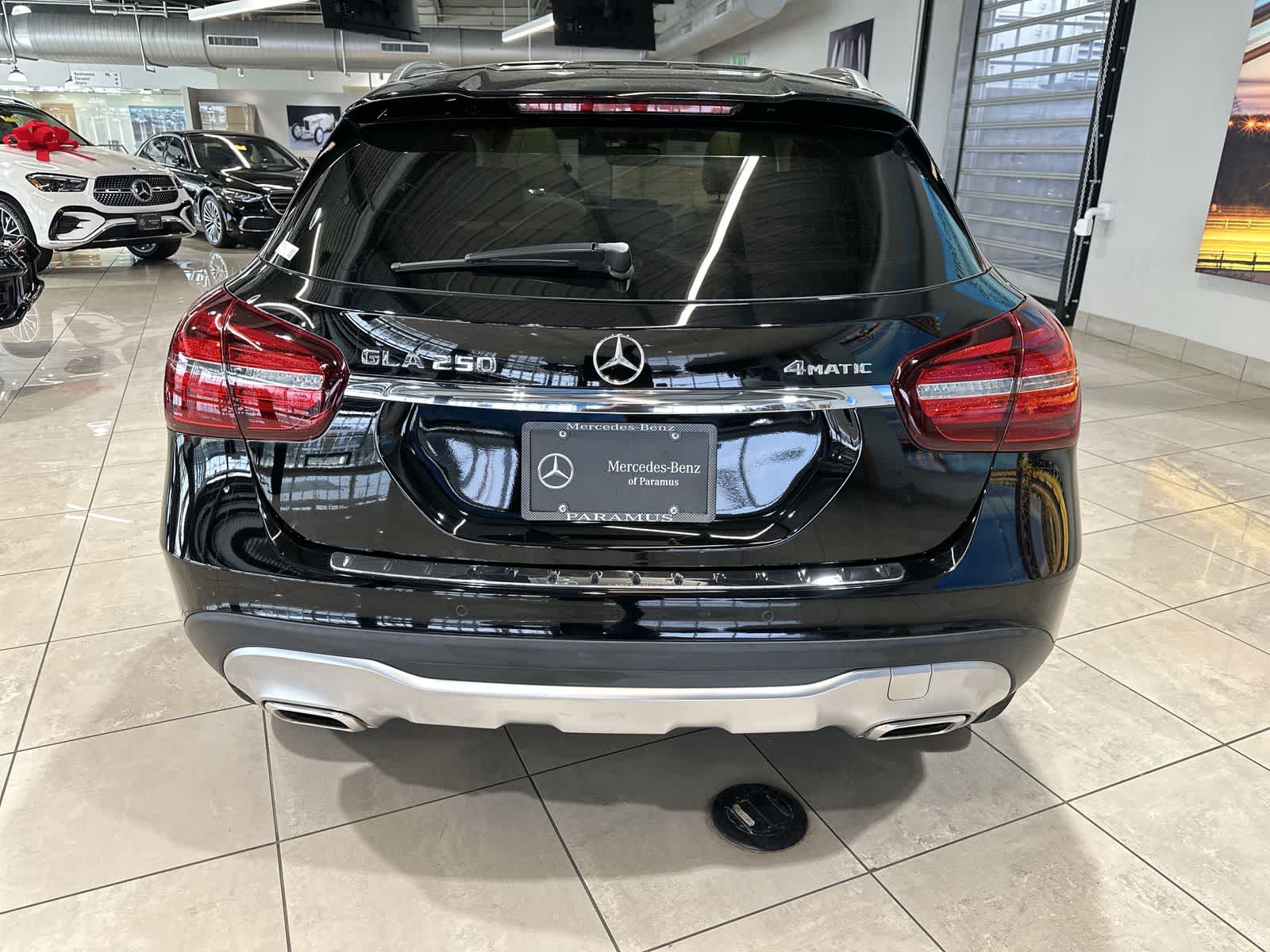 Thumbnail: 2019 Mercedes-Benz GLA - 17