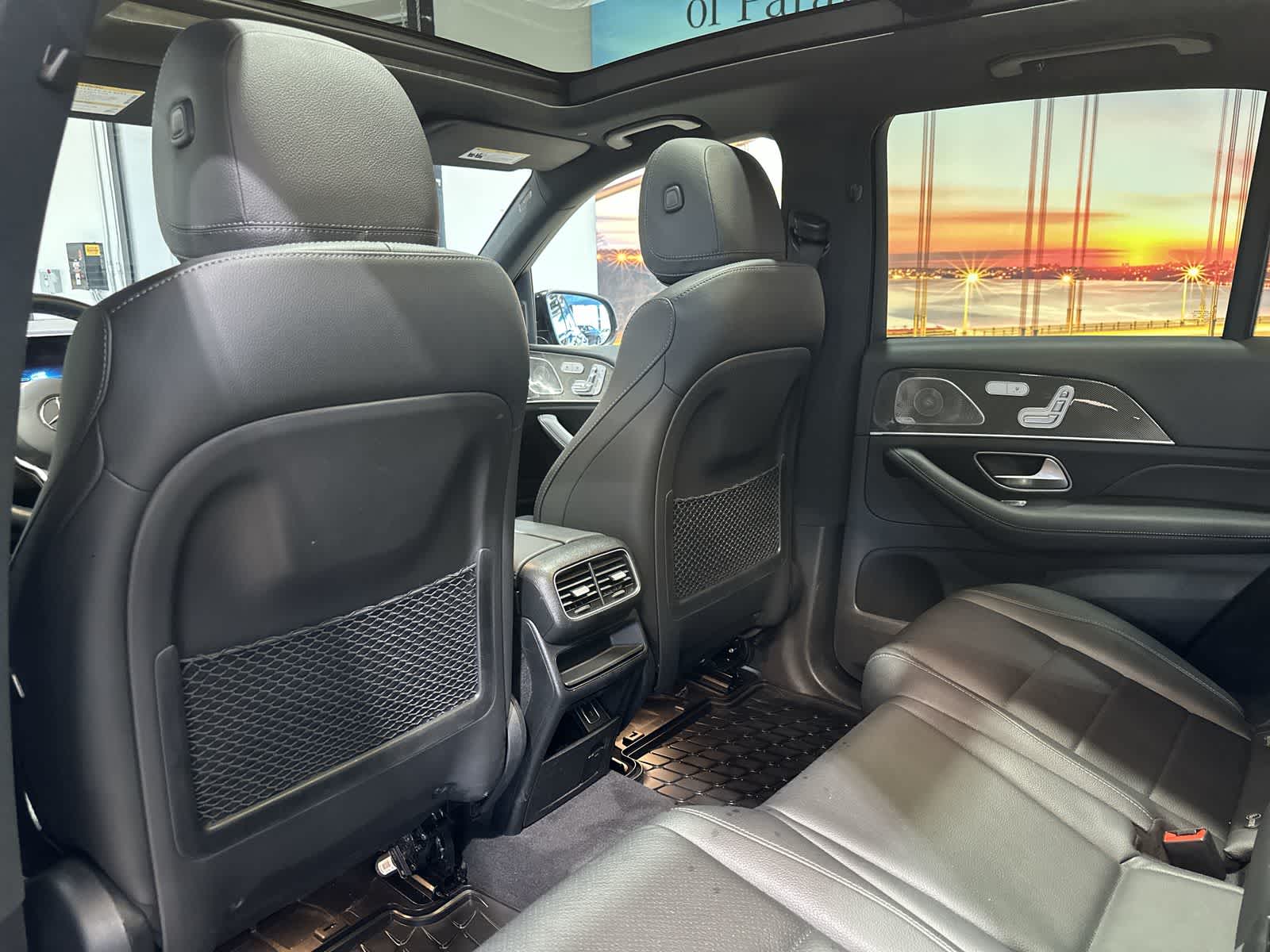 Thumbnail: 2023 Mercedes-Benz GLE - 24