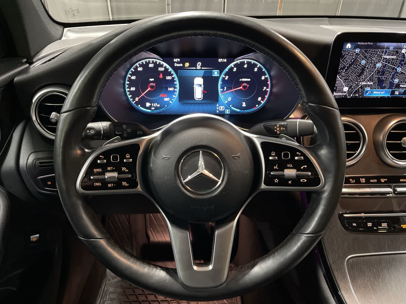 Thumbnail: 2022 Mercedes-Benz GLC - 27