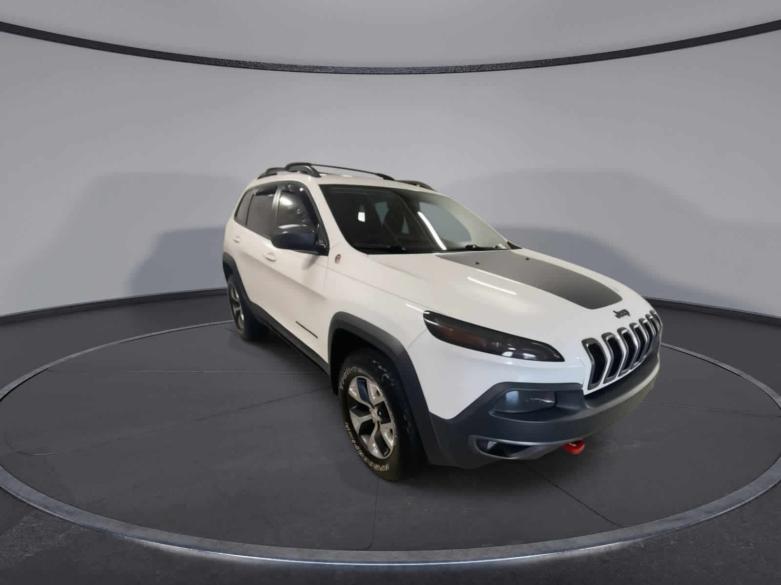 Used 2017 Jeep Cherokee Trailhawk with VIN 1C4PJMBS7HD220032 for sale in Paramus, NJ