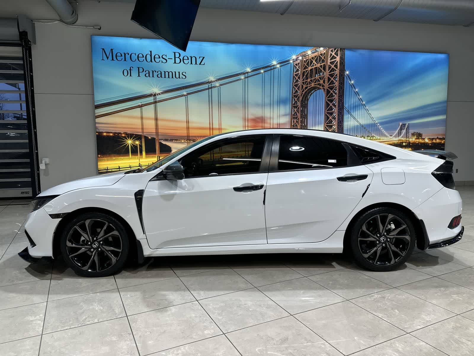 Thumbnail: 2019 Honda Civic - 15