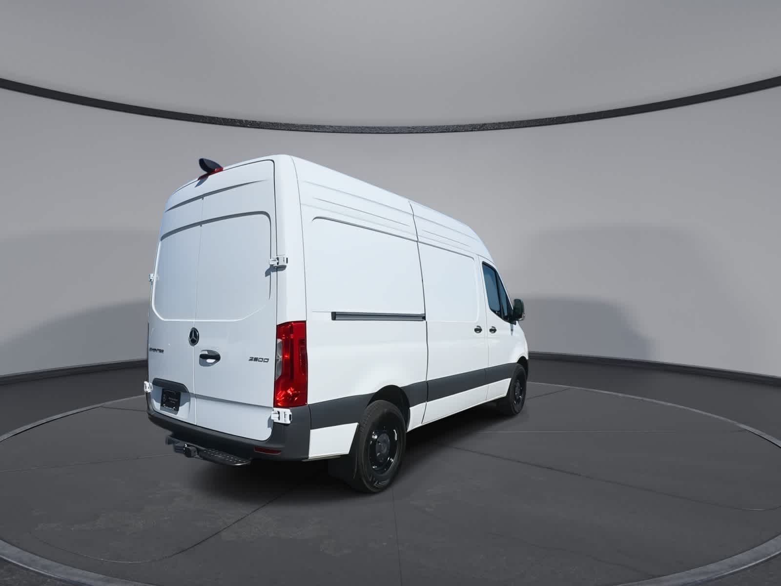 Thumbnail: 2025 Mercedes-Benz Sprinter - 2