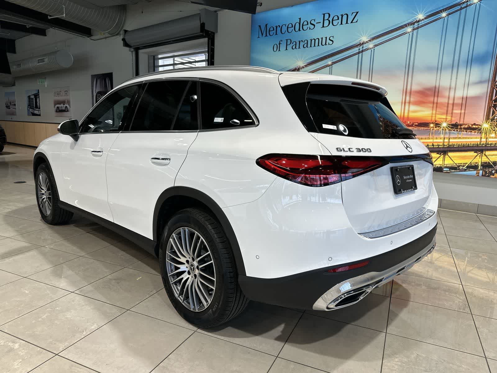 Thumbnail: 2026 Mercedes-Benz GLC - 16