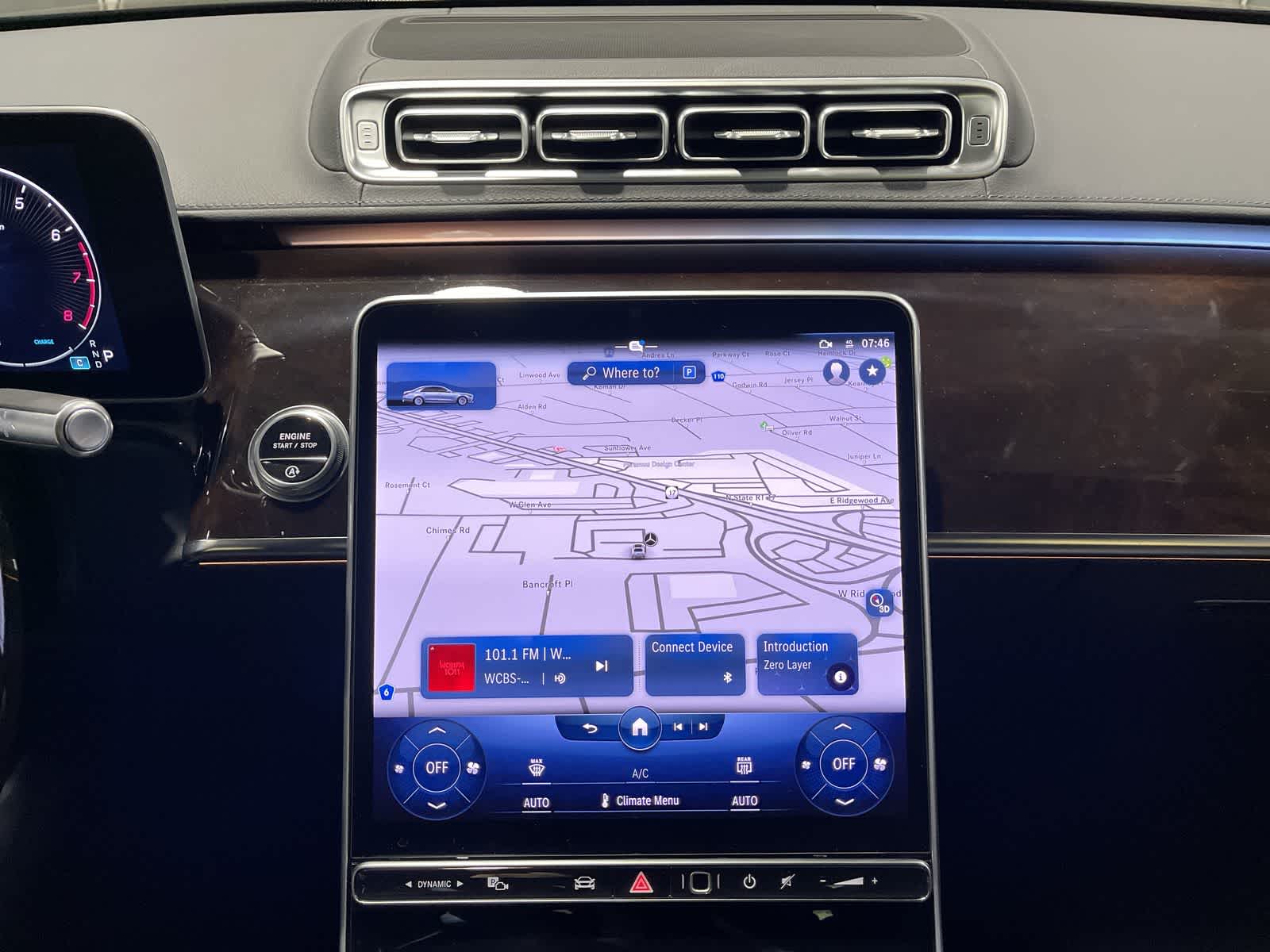 Thumbnail: 2023 Mercedes-Benz S-Class - 28