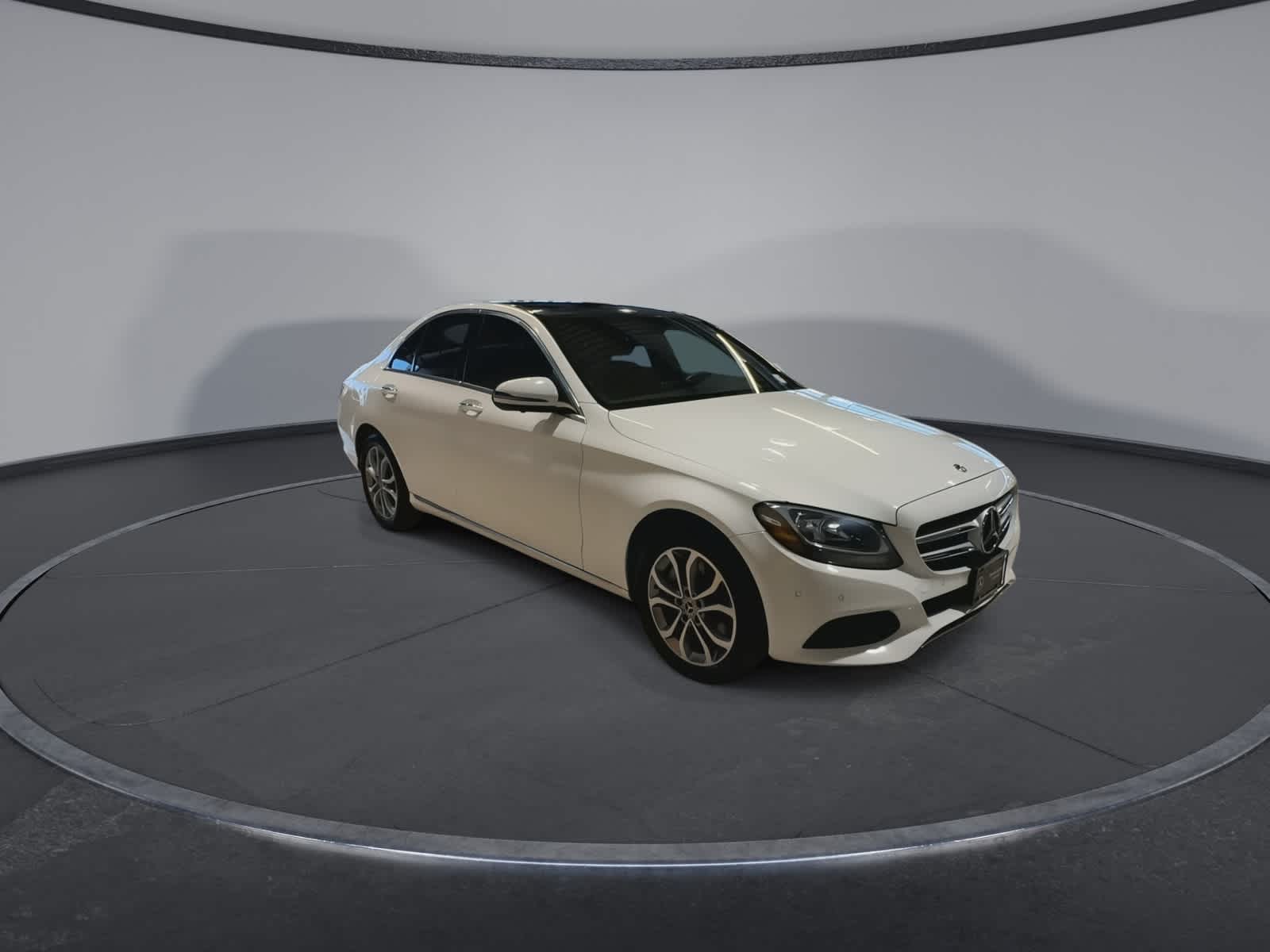 Thumbnail: 2018 Mercedes-Benz C-Class - 2