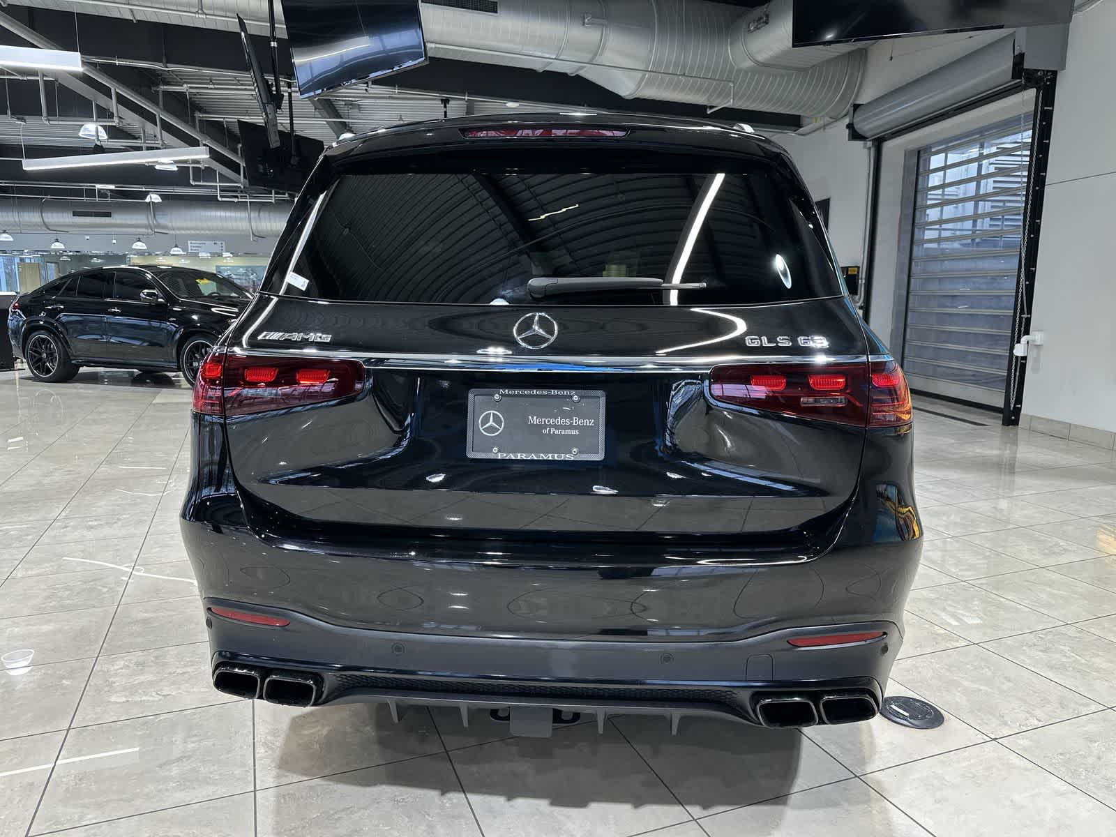 Thumbnail: 2024 Mercedes-Benz GL-Class - 17