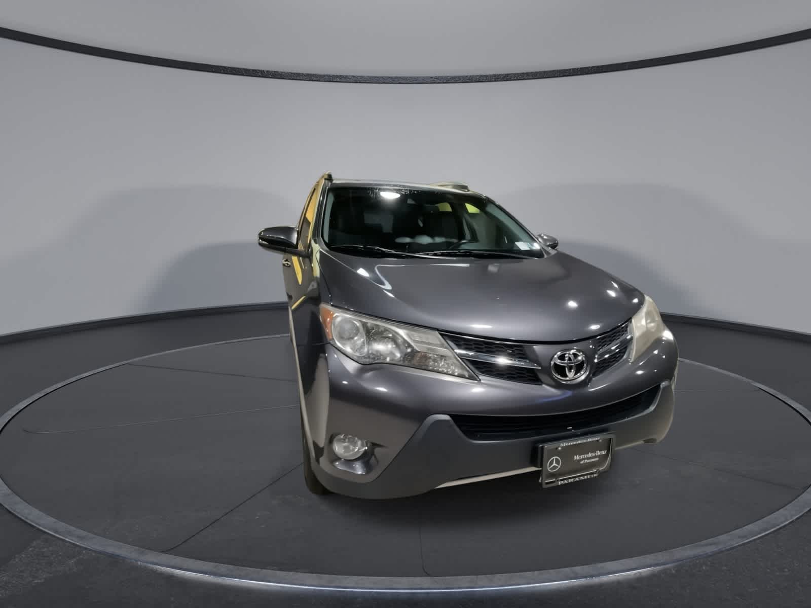 2015 Toyota RAV4 Limited photo 3