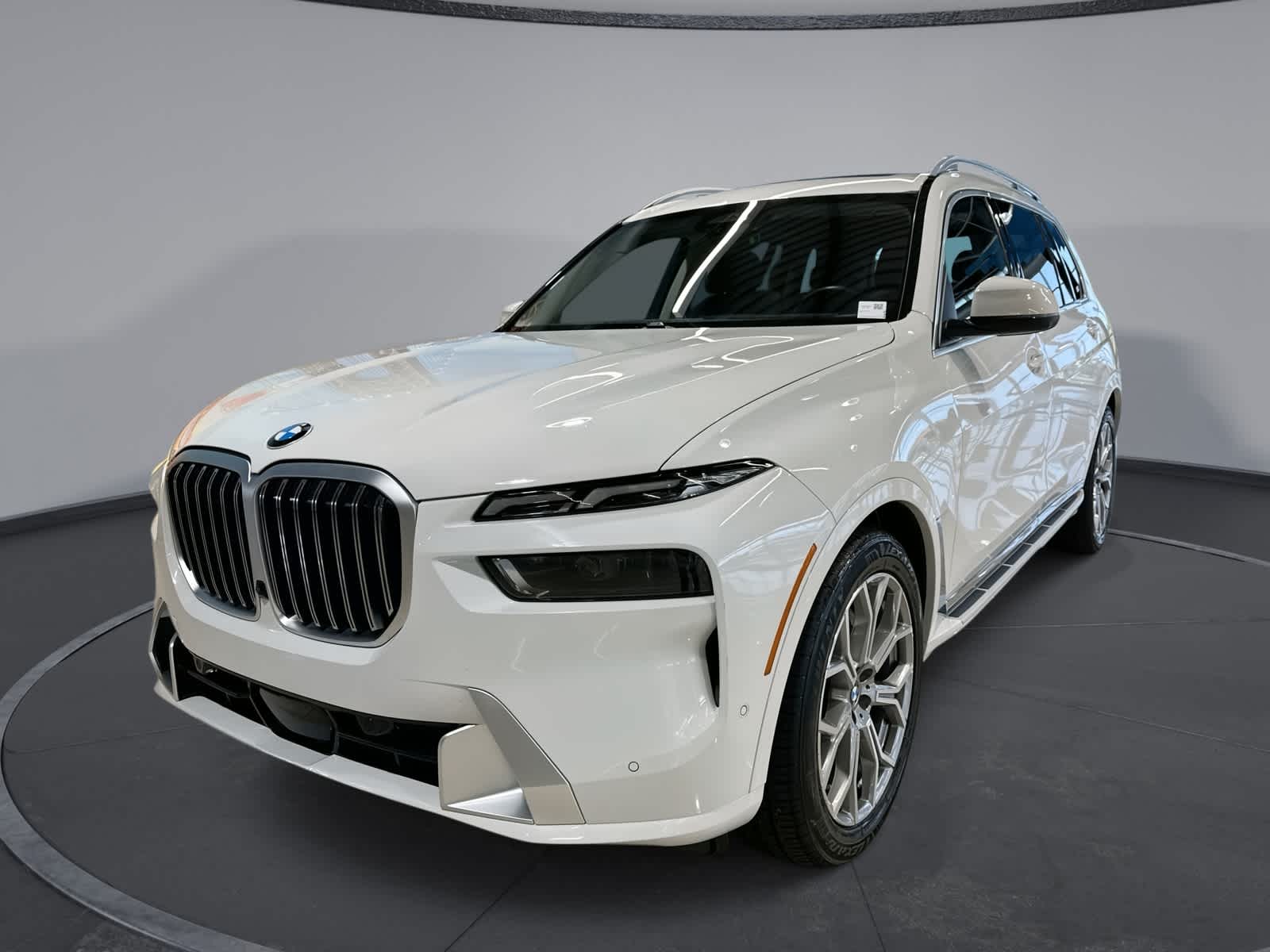2024 BMW X7
