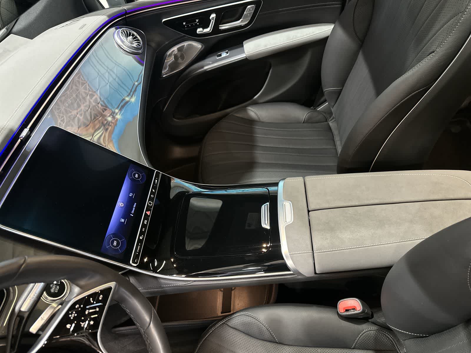 Thumbnail: 2023 Mercedes-Benz EQS - 27