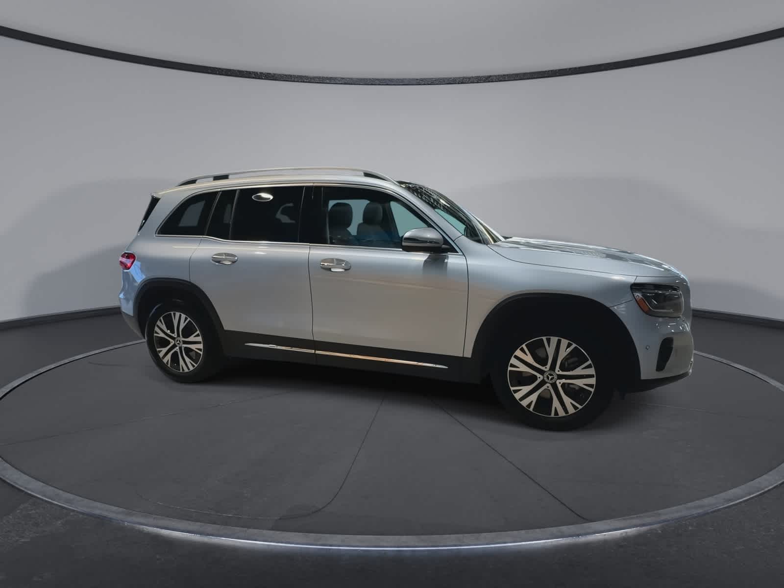 Thumbnail: 2026 Mercedes-Benz GLB - 13