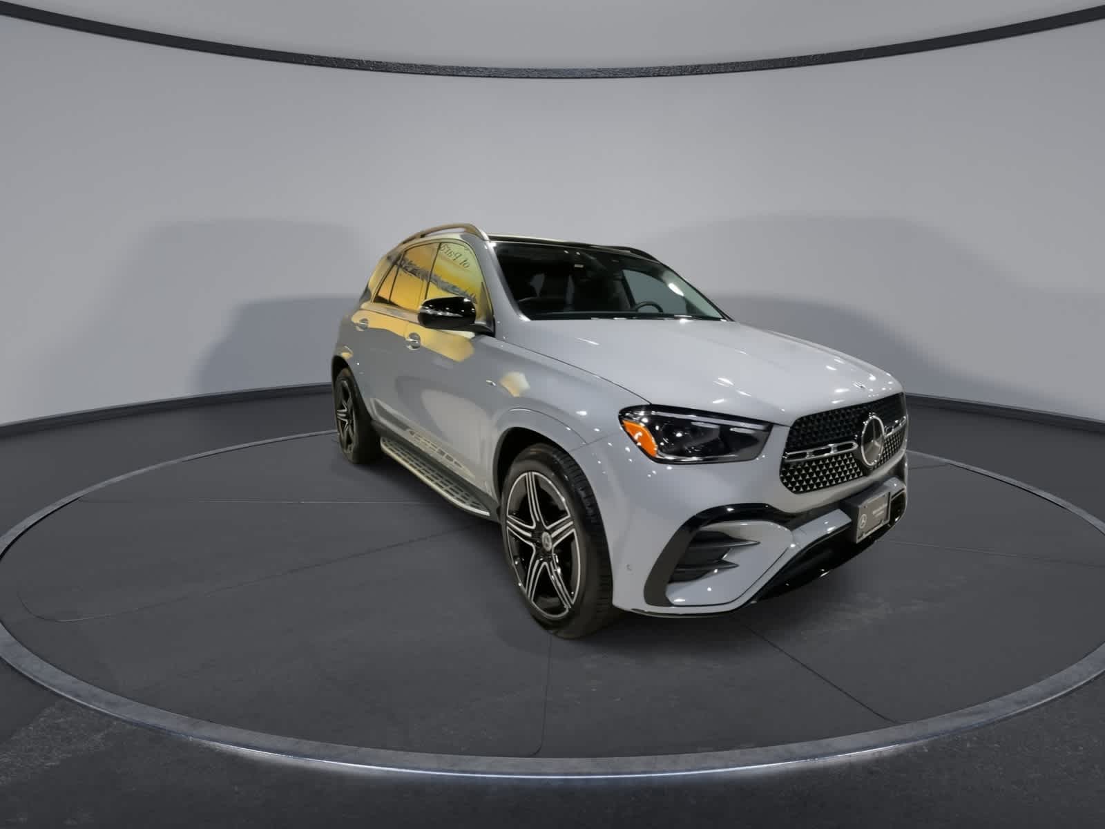 Thumbnail: 2025 Mercedes-Benz GLE - 3