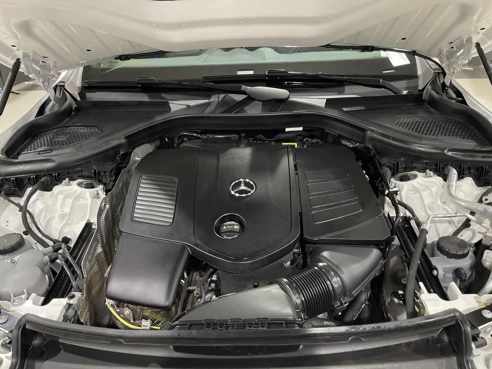 Thumbnail: 2025 Mercedes-Benz GLC - 21