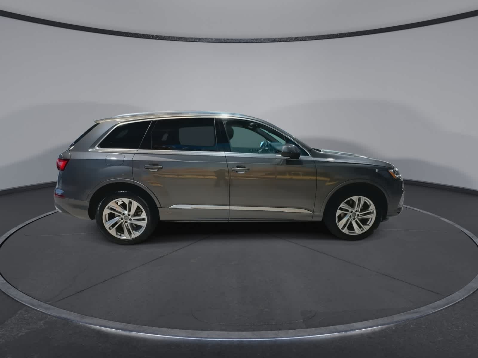 Thumbnail: 2020 Audi Q7 - 13