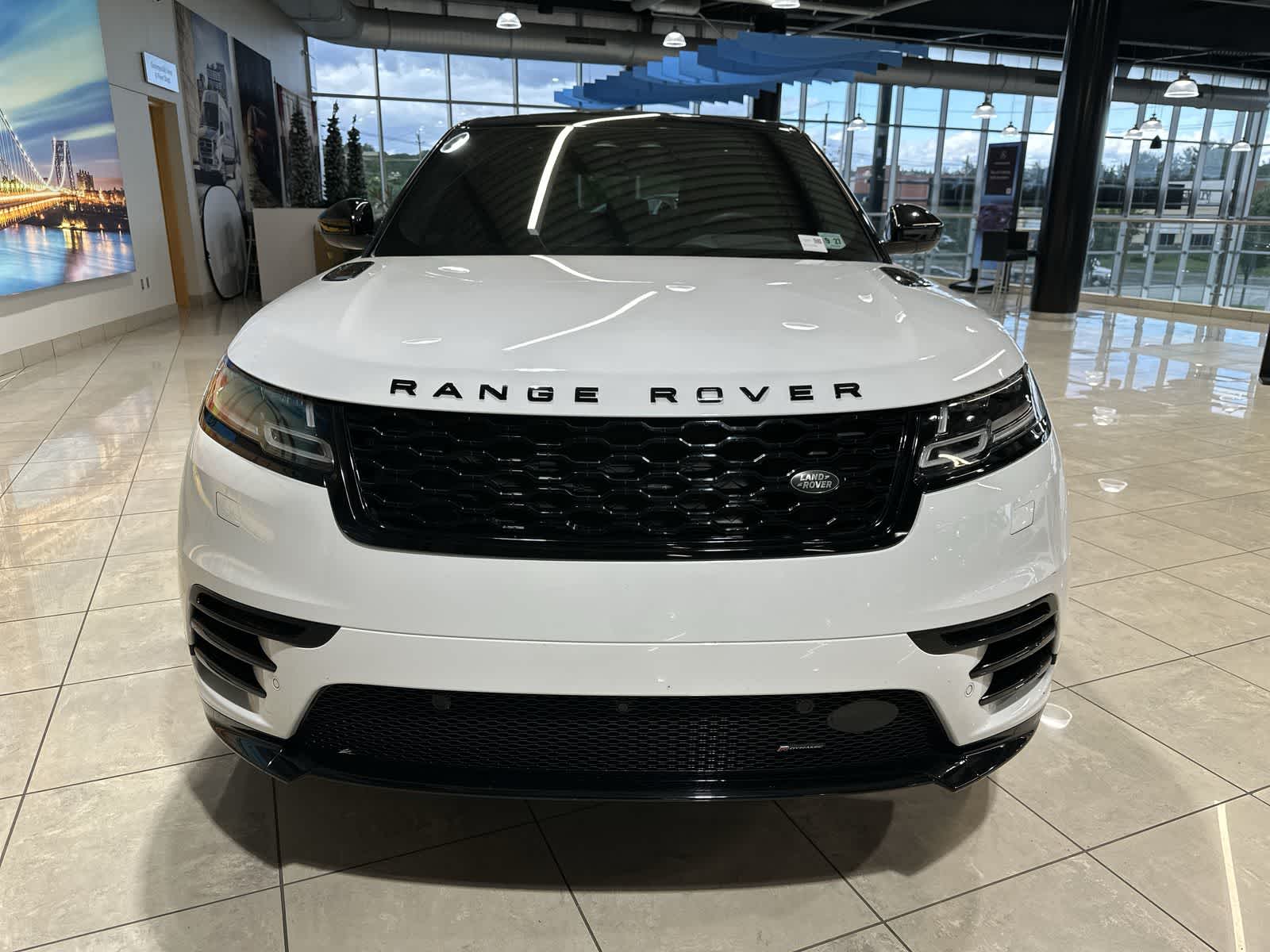 Thumbnail: 2023 Land Rover Range Rover Velar - 18