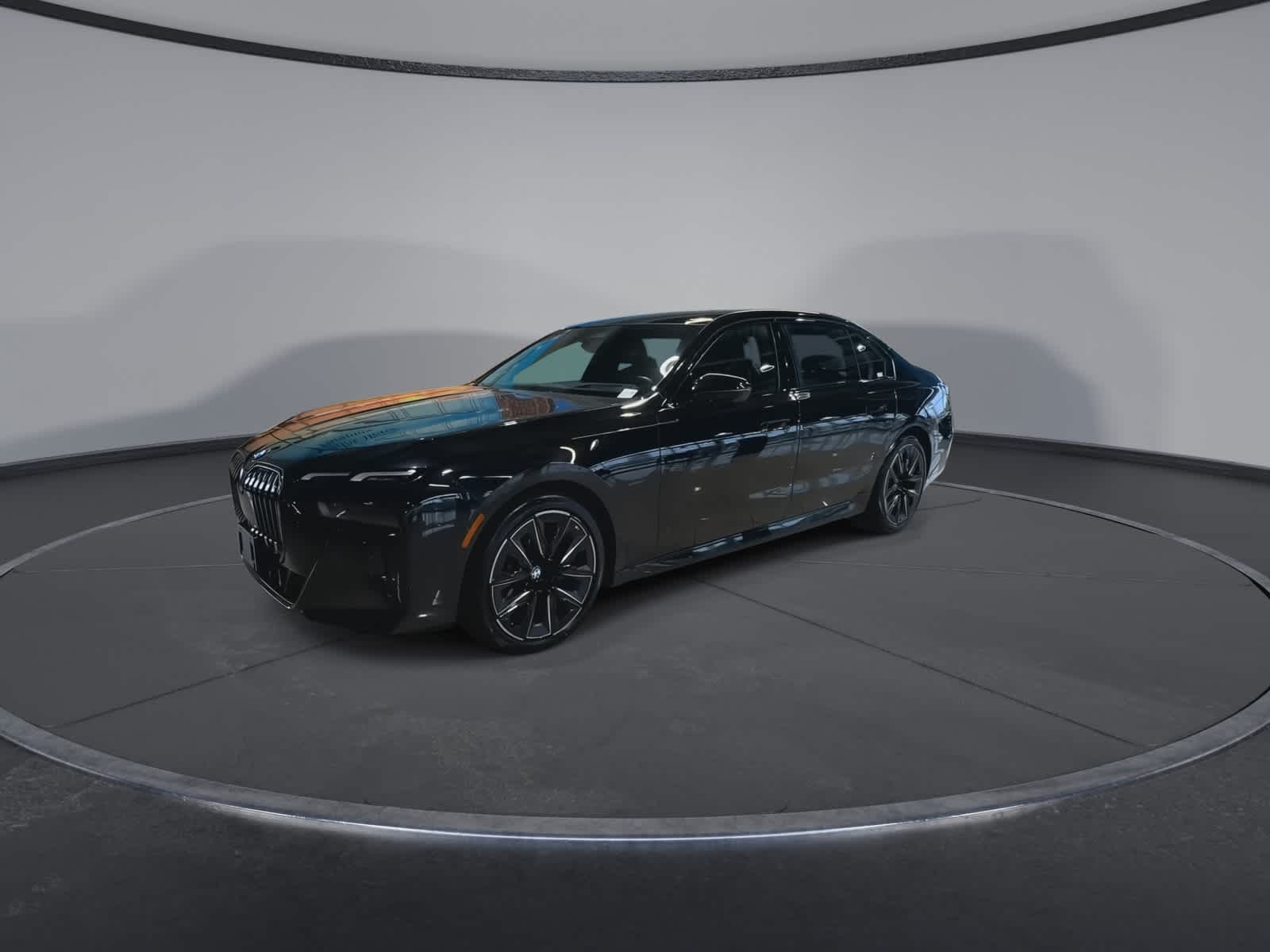 Thumbnail: 2023 BMW 7 Series - 5