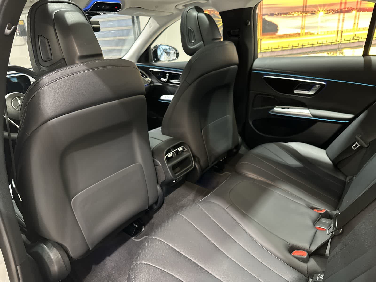 Thumbnail: 2025 Mercedes-Benz E-Class - 24